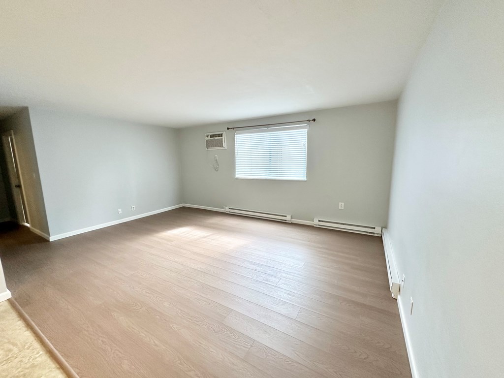 1810 NATIONAL RD B2-105