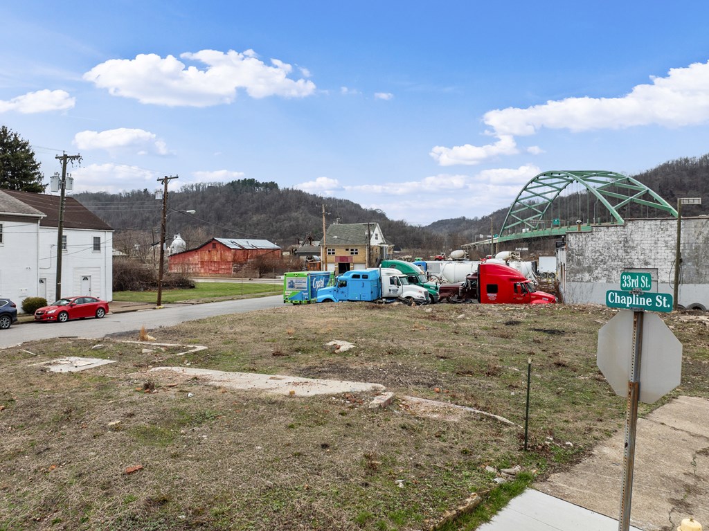 3301 CHAPLINE STREET