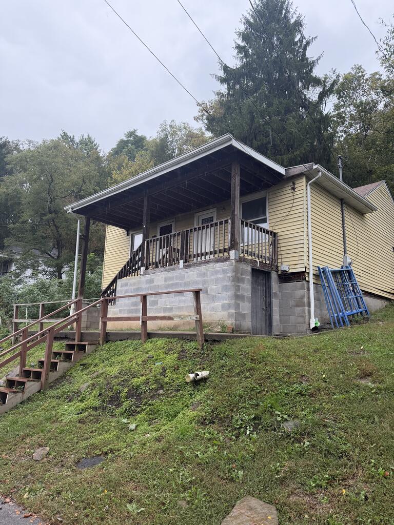 2236 Highland Ave