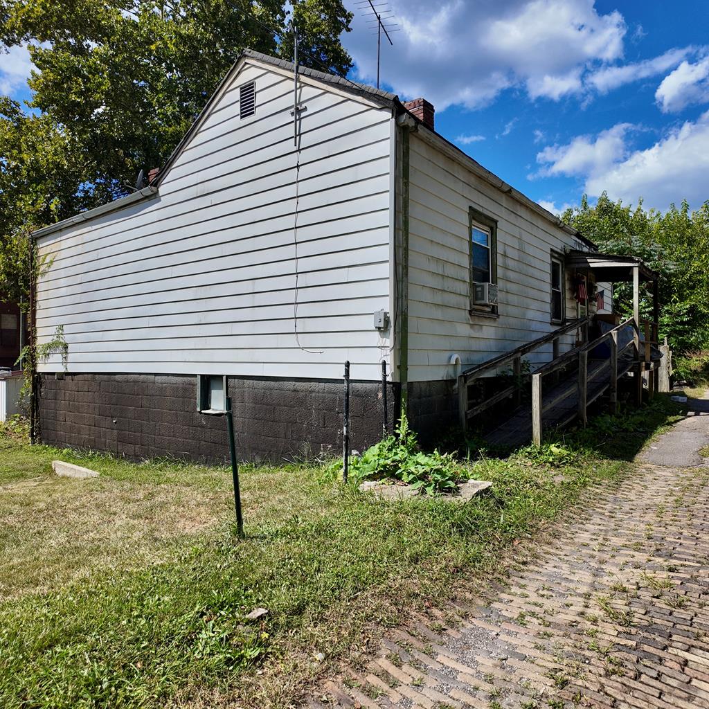 3710 McColloch Street