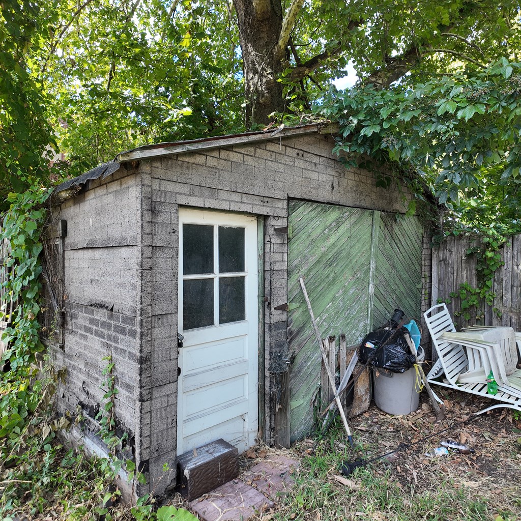 3710 McColloch Street