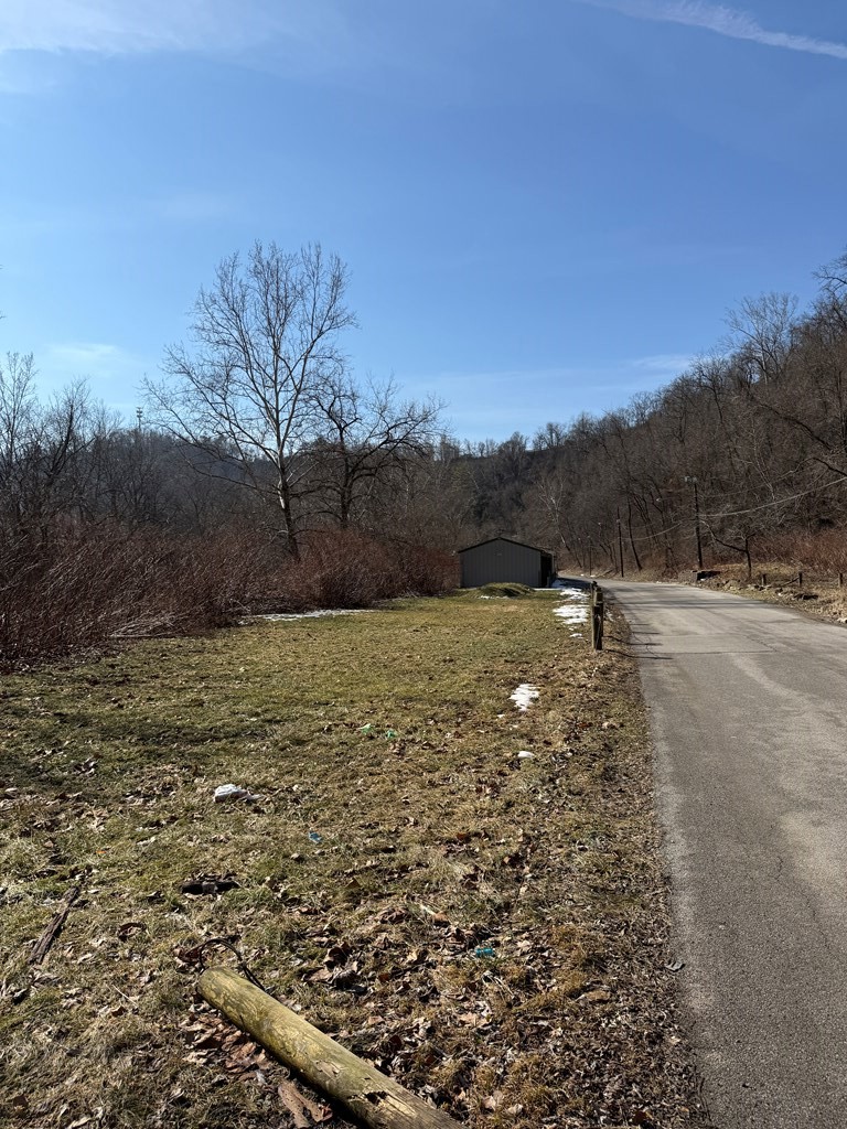 6 Bank Street & 404 McColloch Street