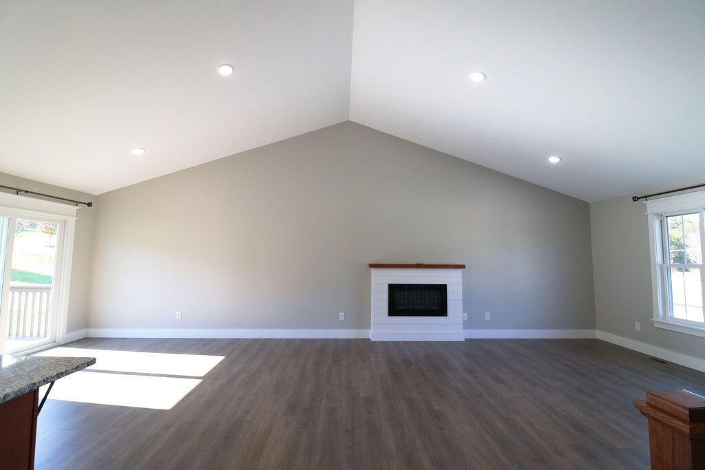 28 Emerson Road
