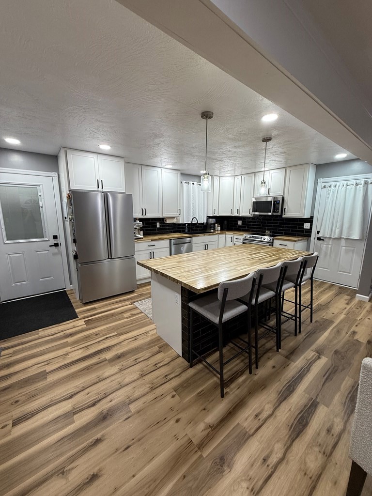 1314 Lindsay Lane Road