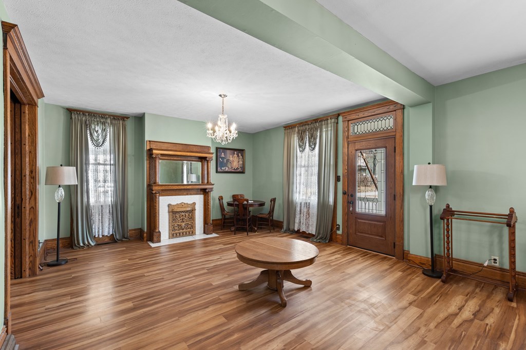 1011 Parriott Avenue