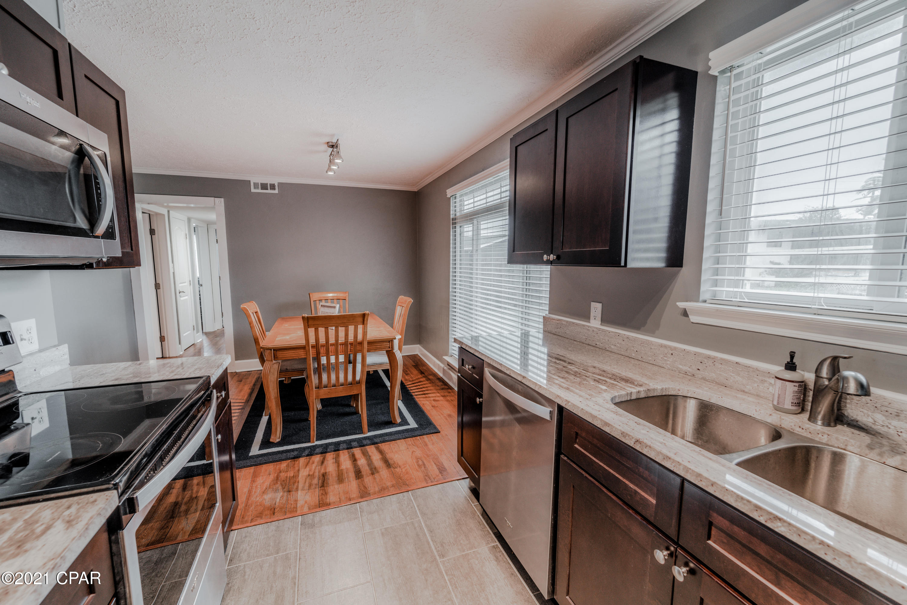 Forest Park 1st Add - Residential