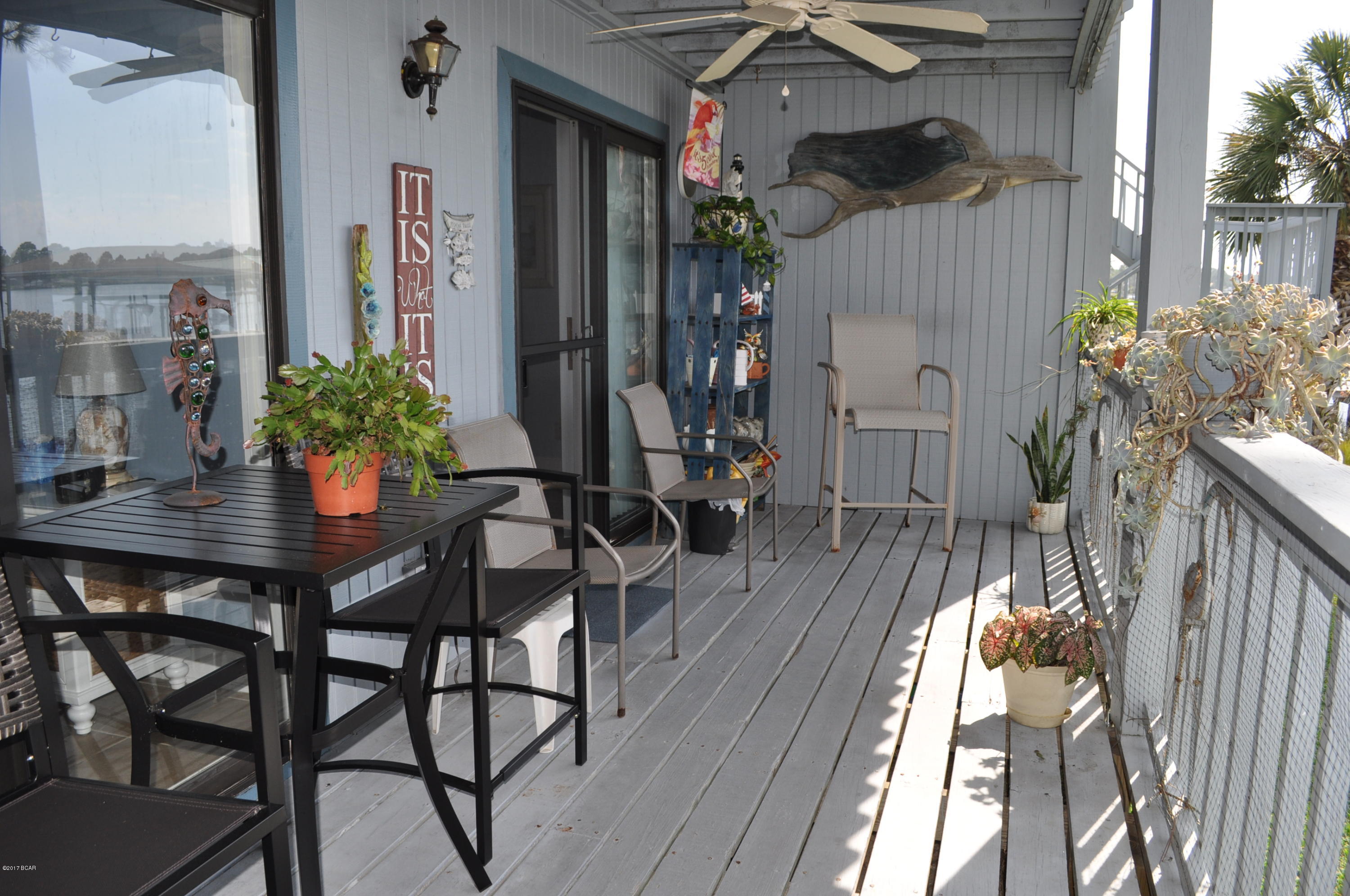 Quarter Deck Condo. - Residential