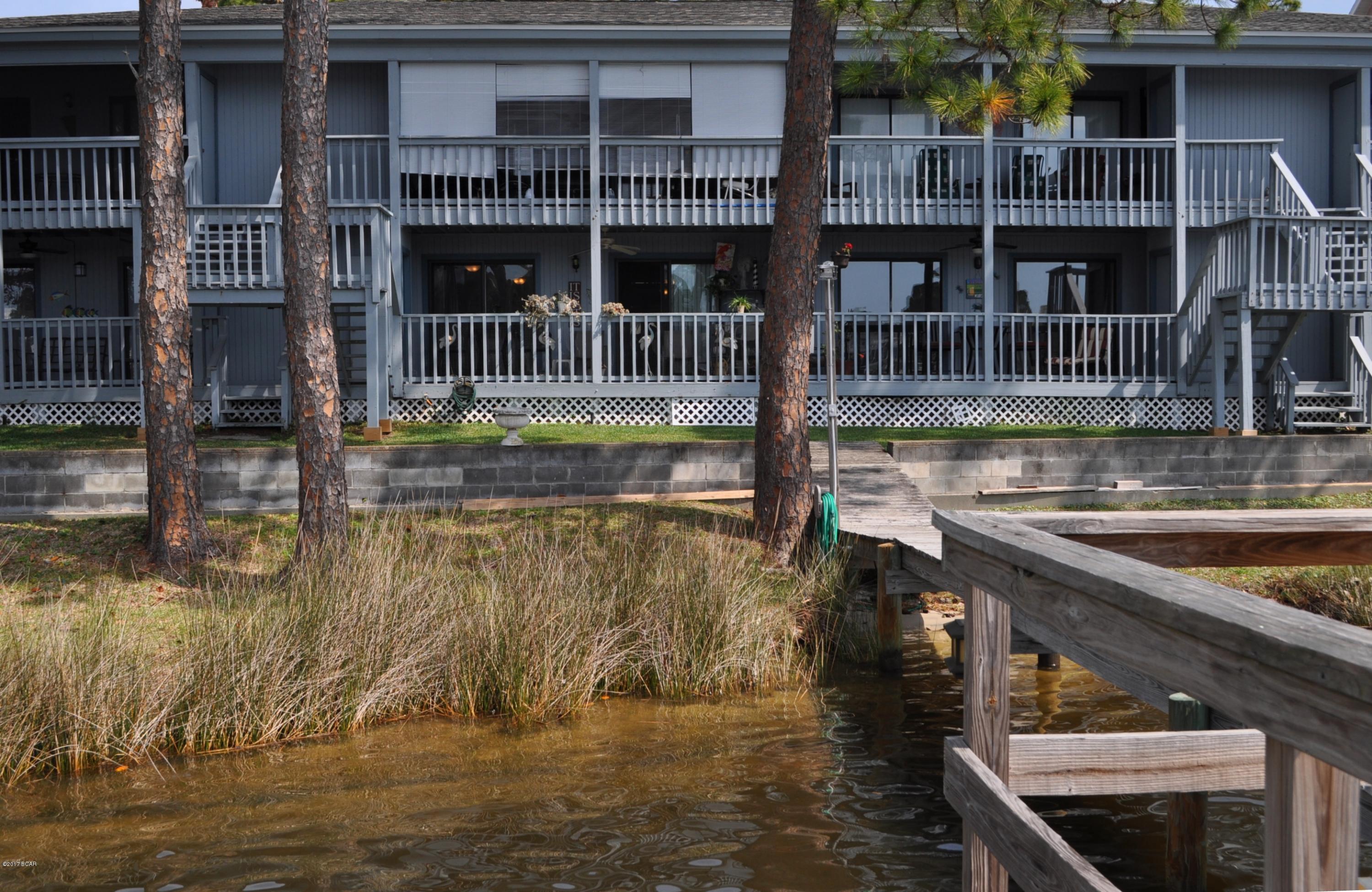 Quarter Deck Condo. - Residential