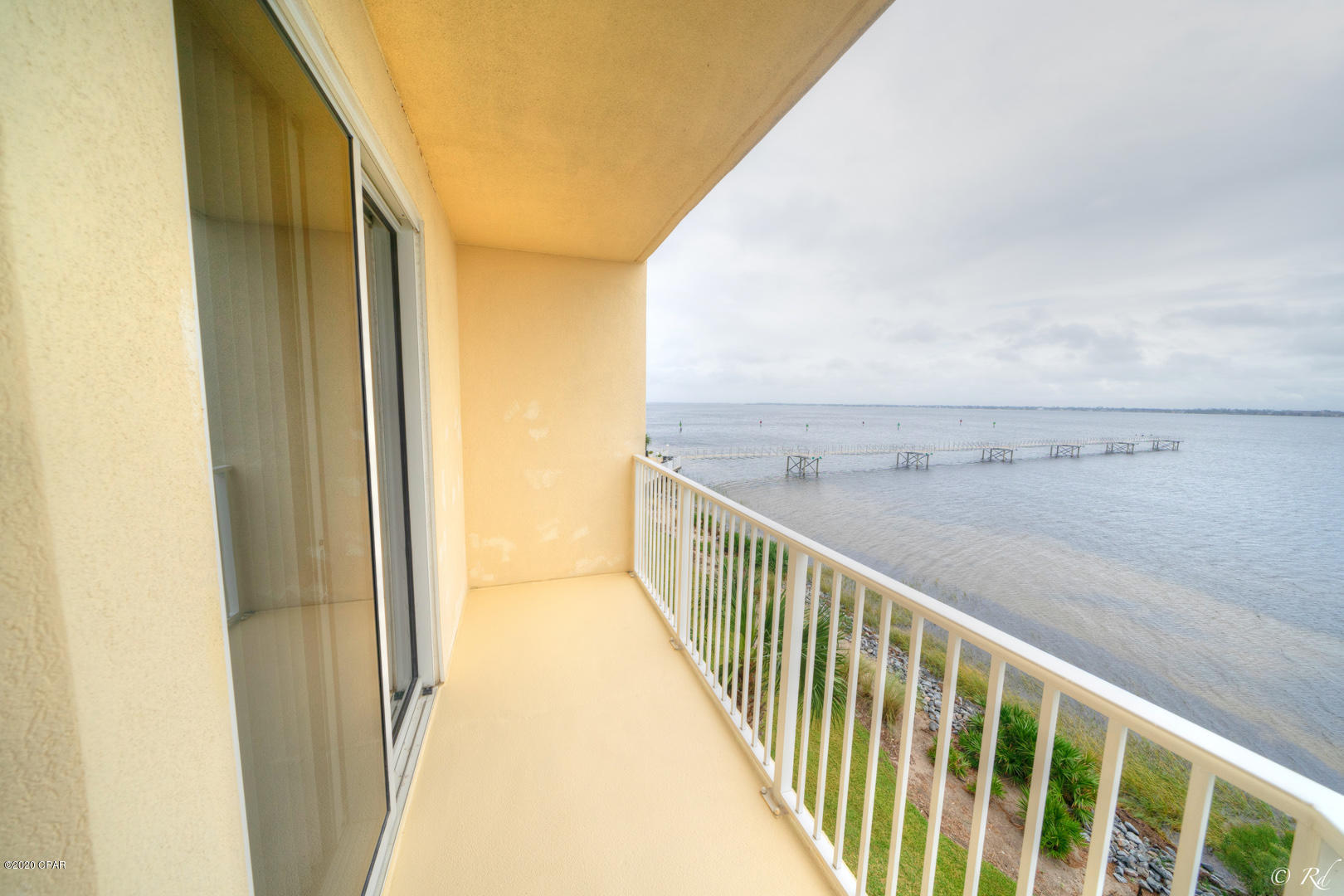 Hibiscus By The Bay - Residential