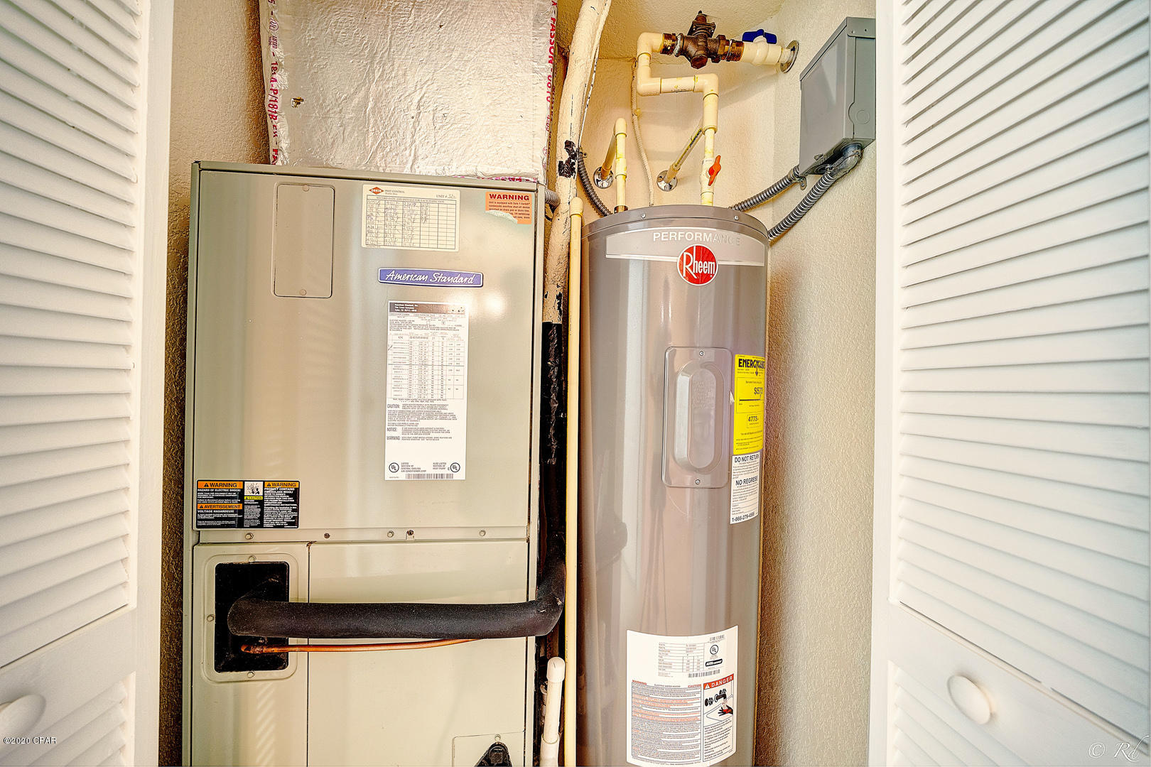 Hibiscus By The Bay - Residential