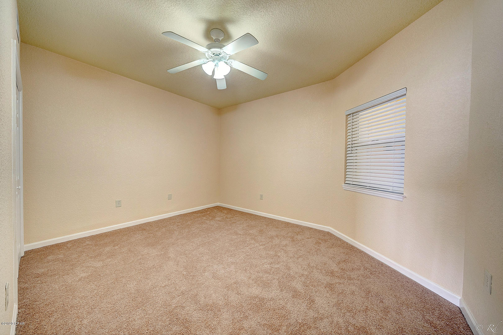 Hibiscus By The Bay - Residential