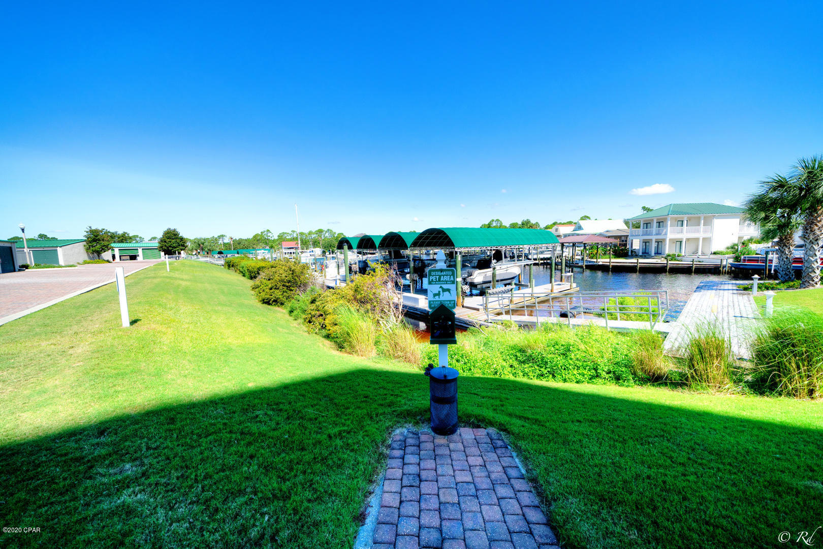 Hibiscus By The Bay - Residential