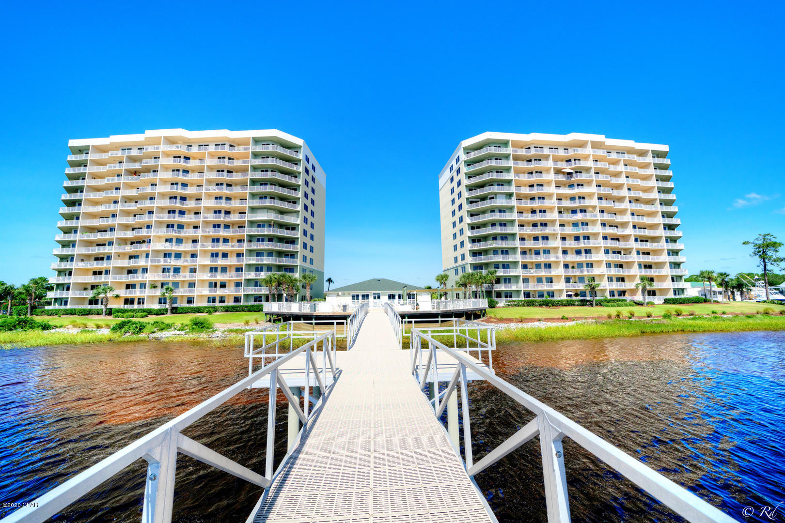 Hibiscus By The Bay - Residential