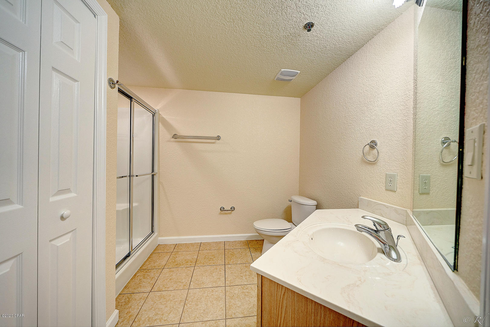 Hibiscus By The Bay - Residential