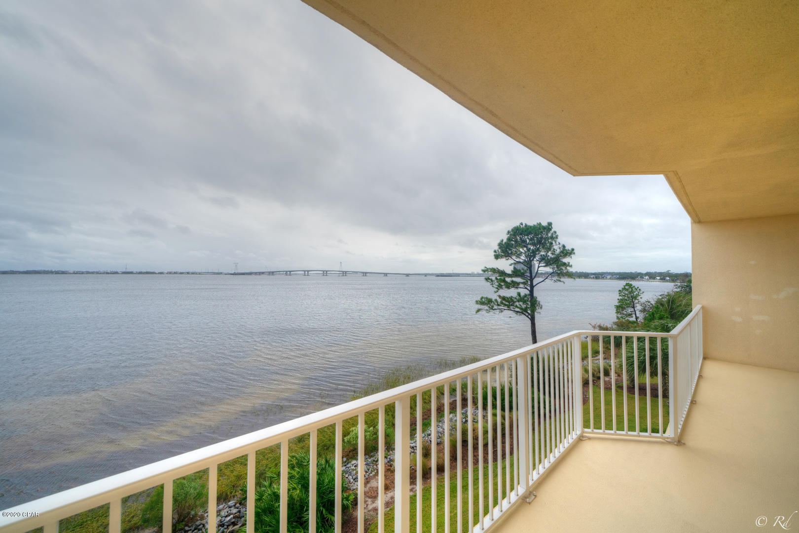 Hibiscus By The Bay - Residential