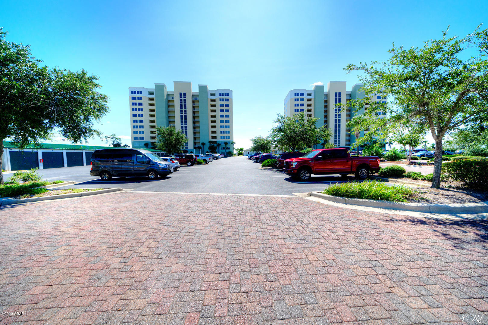 Hibiscus By The Bay - Residential