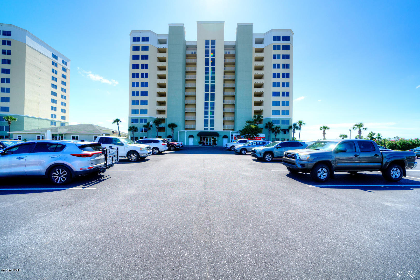 Hibiscus By The Bay - Residential