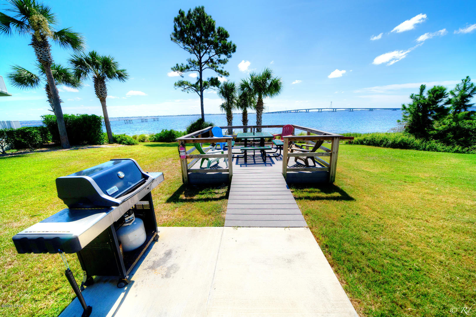 Hibiscus By The Bay - Residential