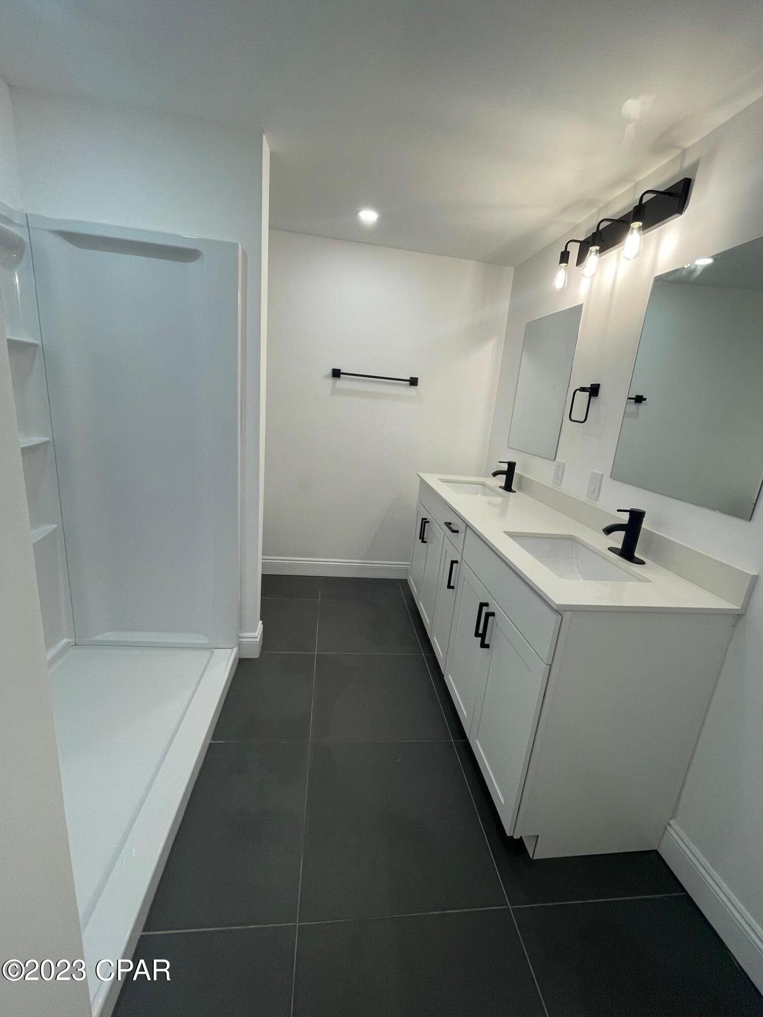 Pinnacle Pines Estate - Residential