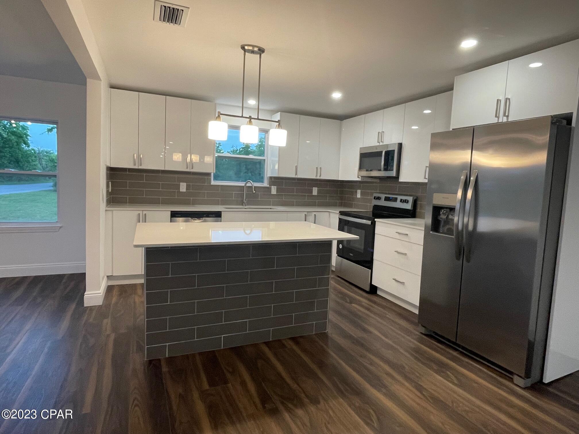 Pinnacle Pines Estate - Residential