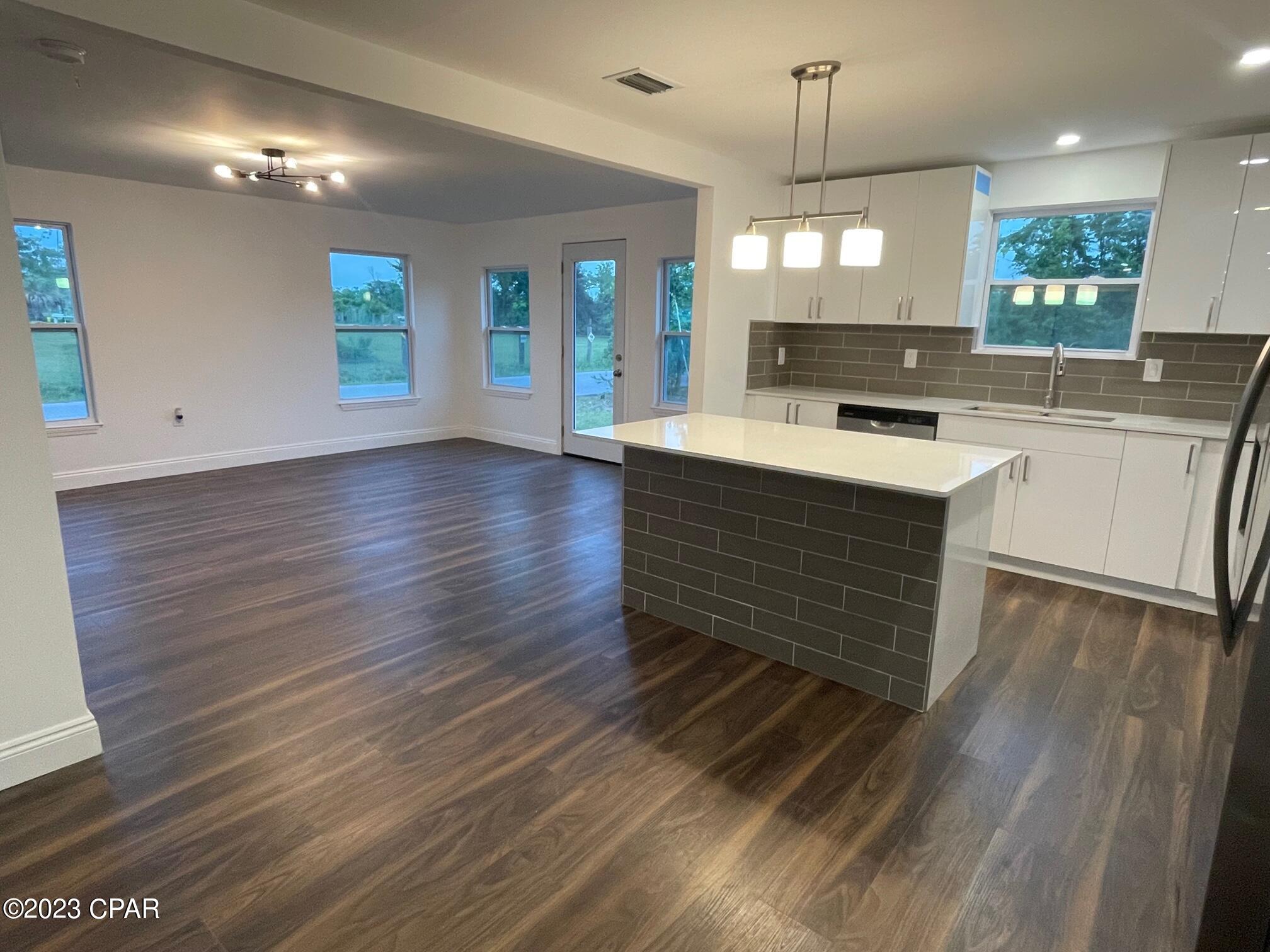 Pinnacle Pines Estate - Residential