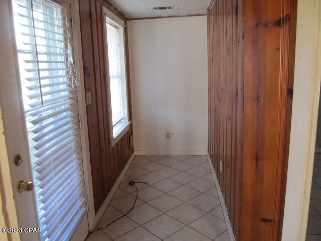 Bahama Heights - Residential Lease