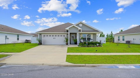 Featured picture for the property 795395