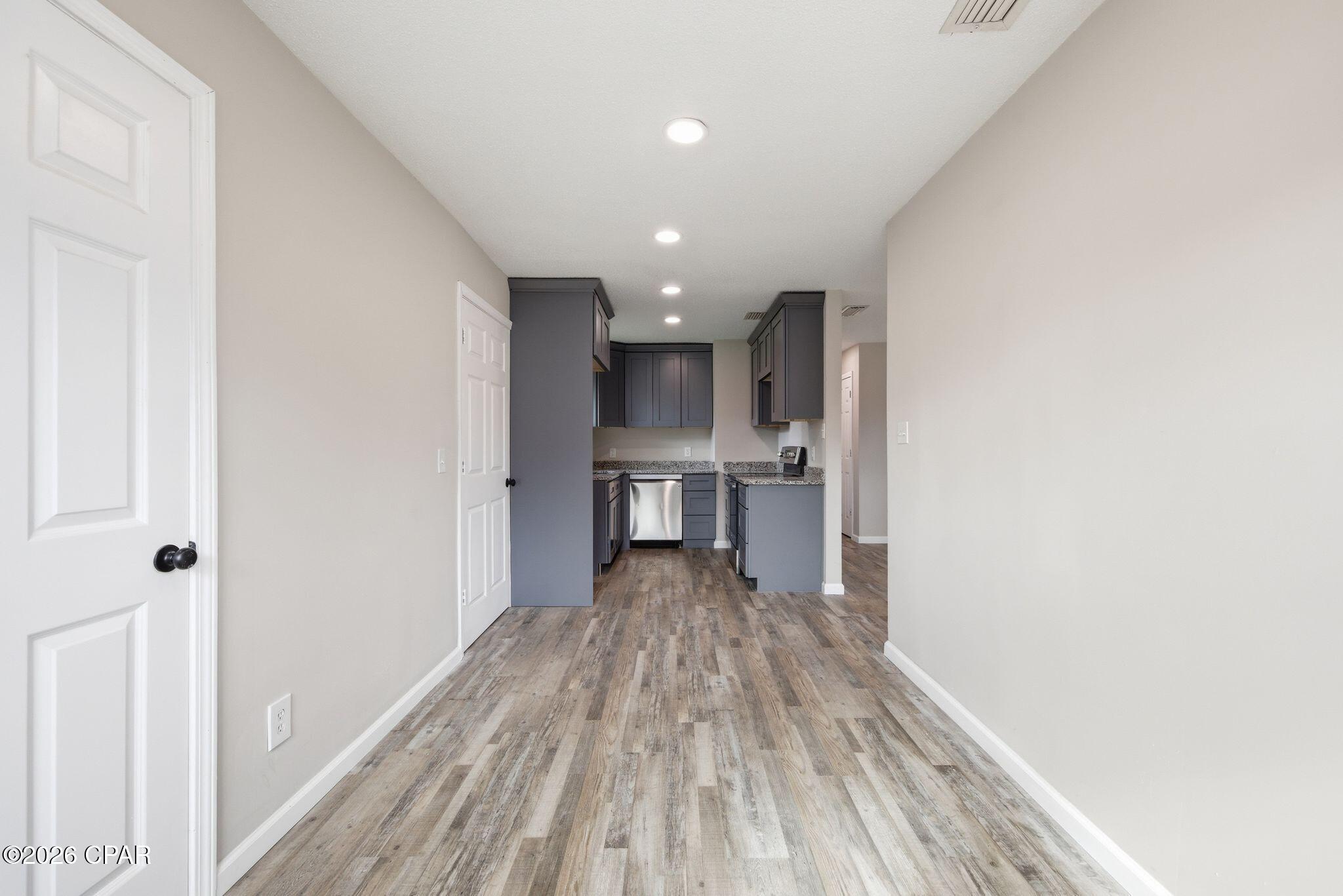 Hentz 1st Add Unit B - Residential
