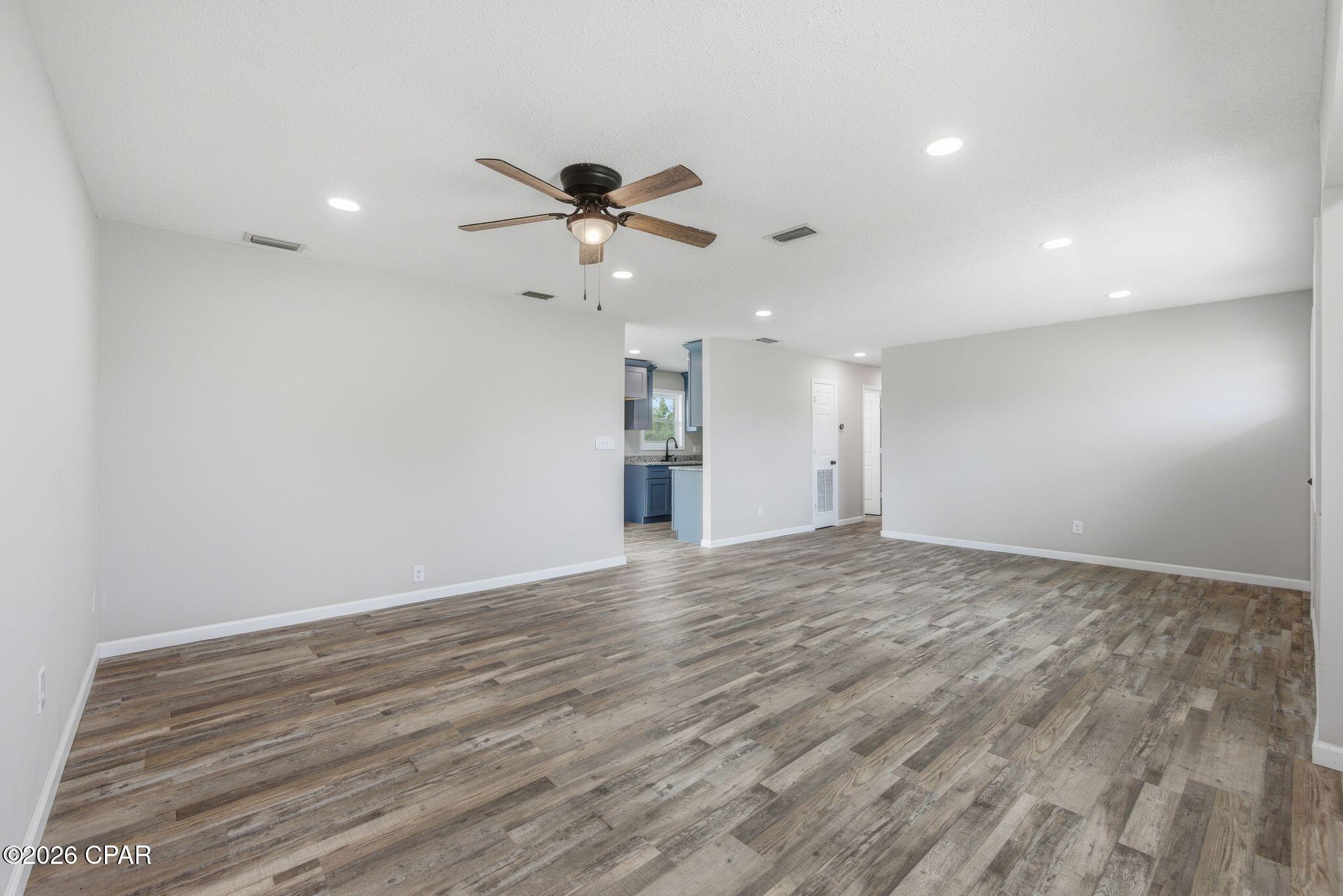Hentz 1st Add Unit B - Residential