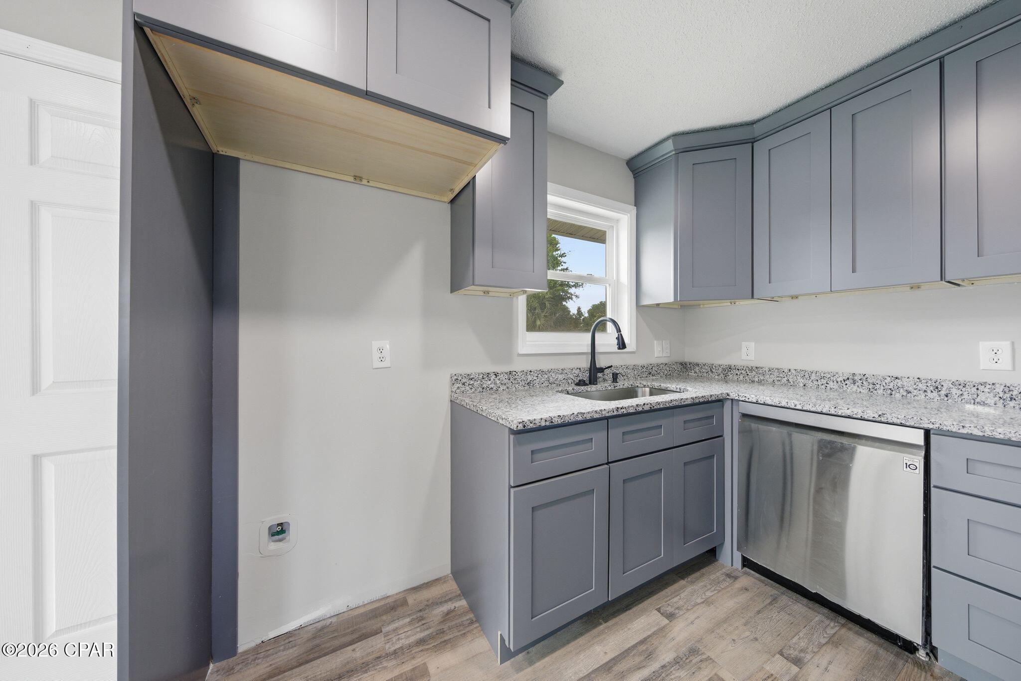 Hentz 1st Add Unit B - Residential