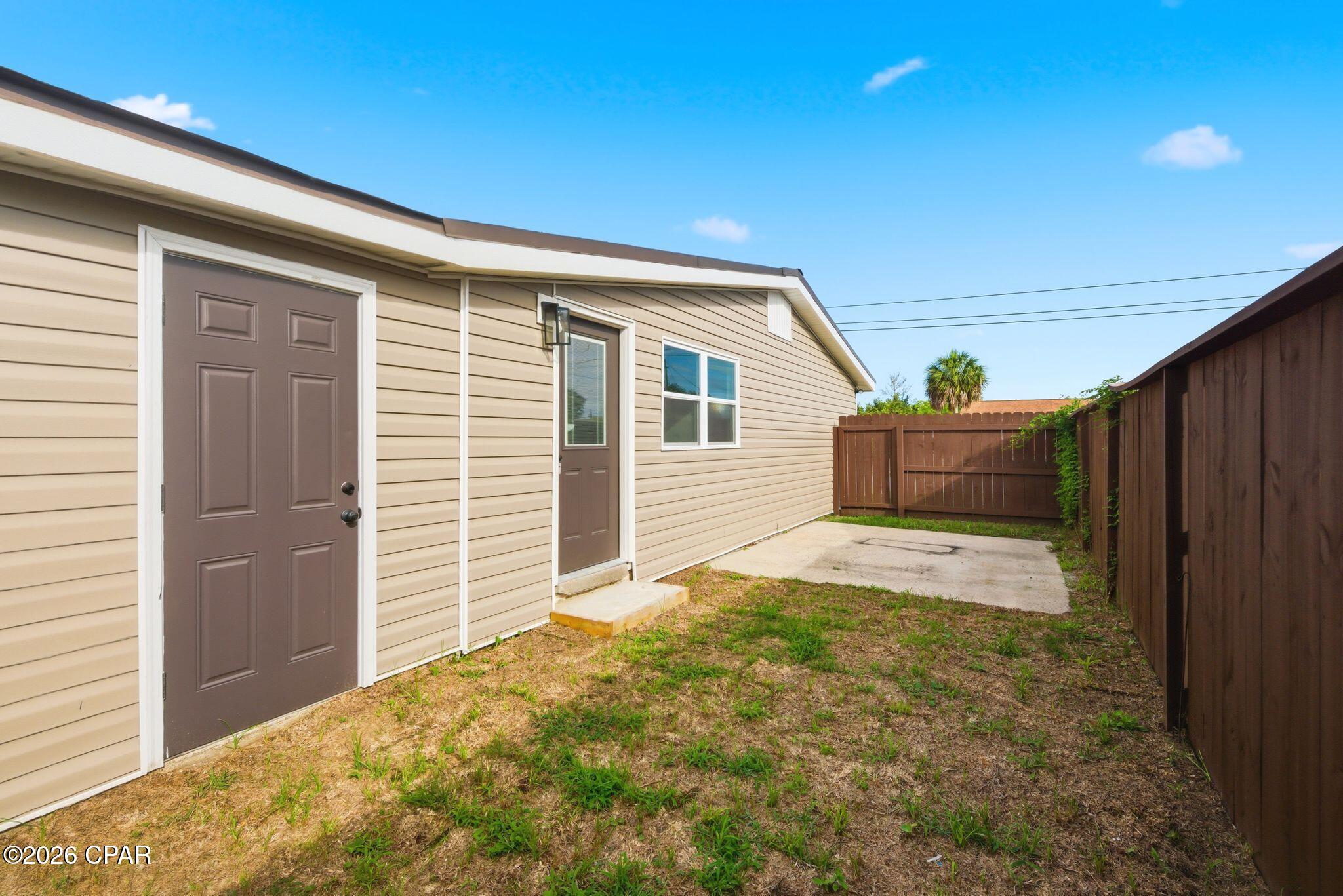 Hentz 1st Add Unit B - Residential