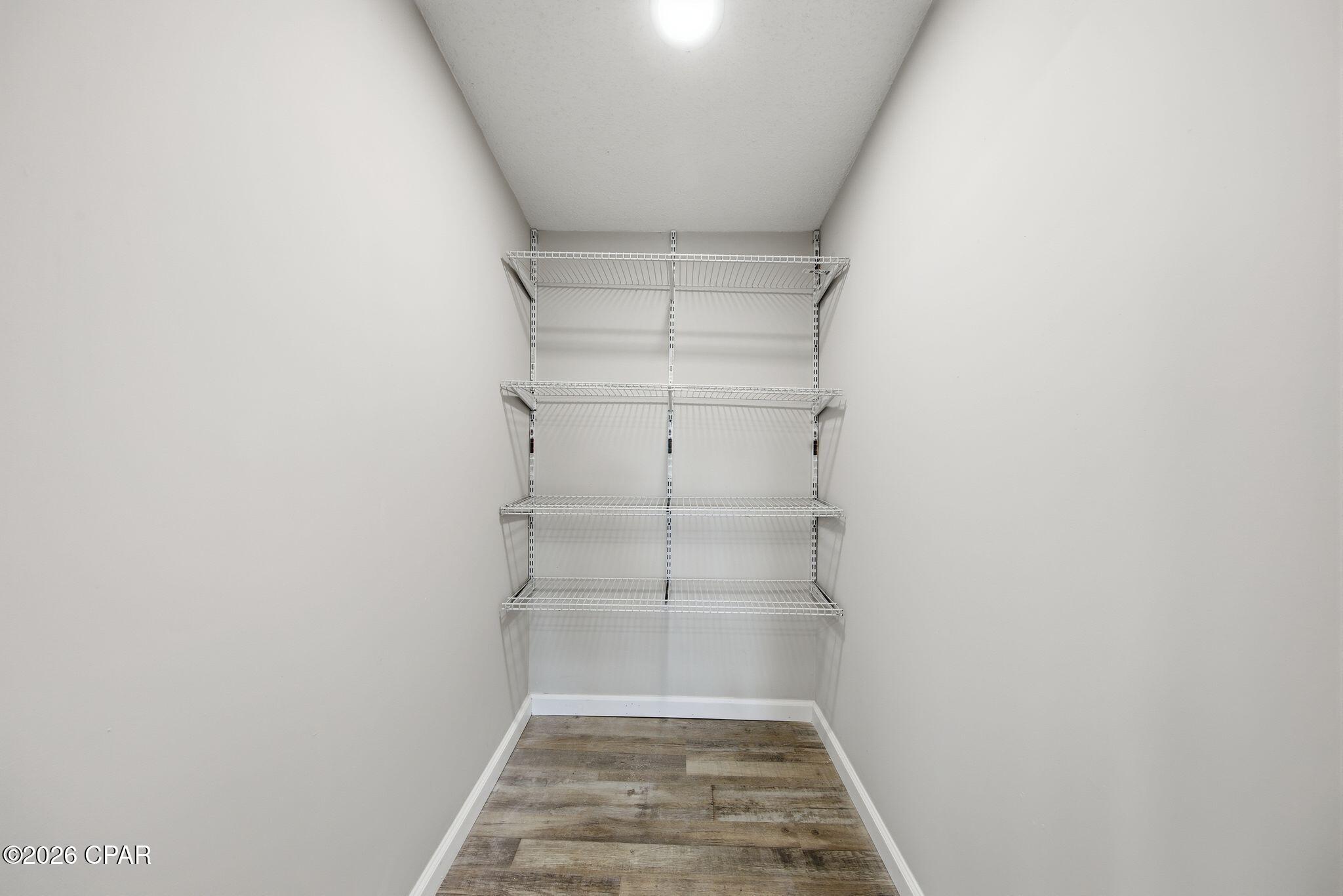 Hentz 1st Add Unit B - Residential