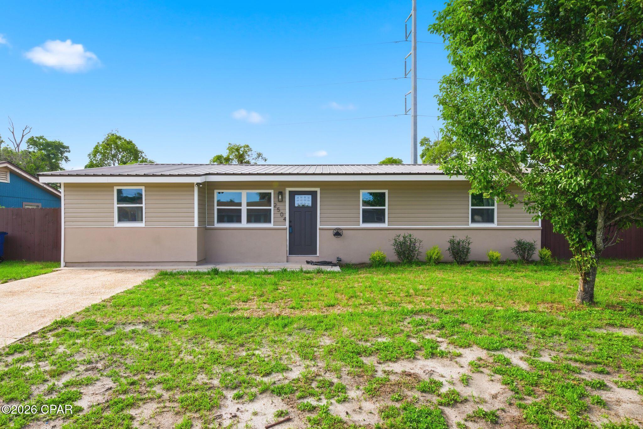 Hentz 1st Add Unit B - Residential