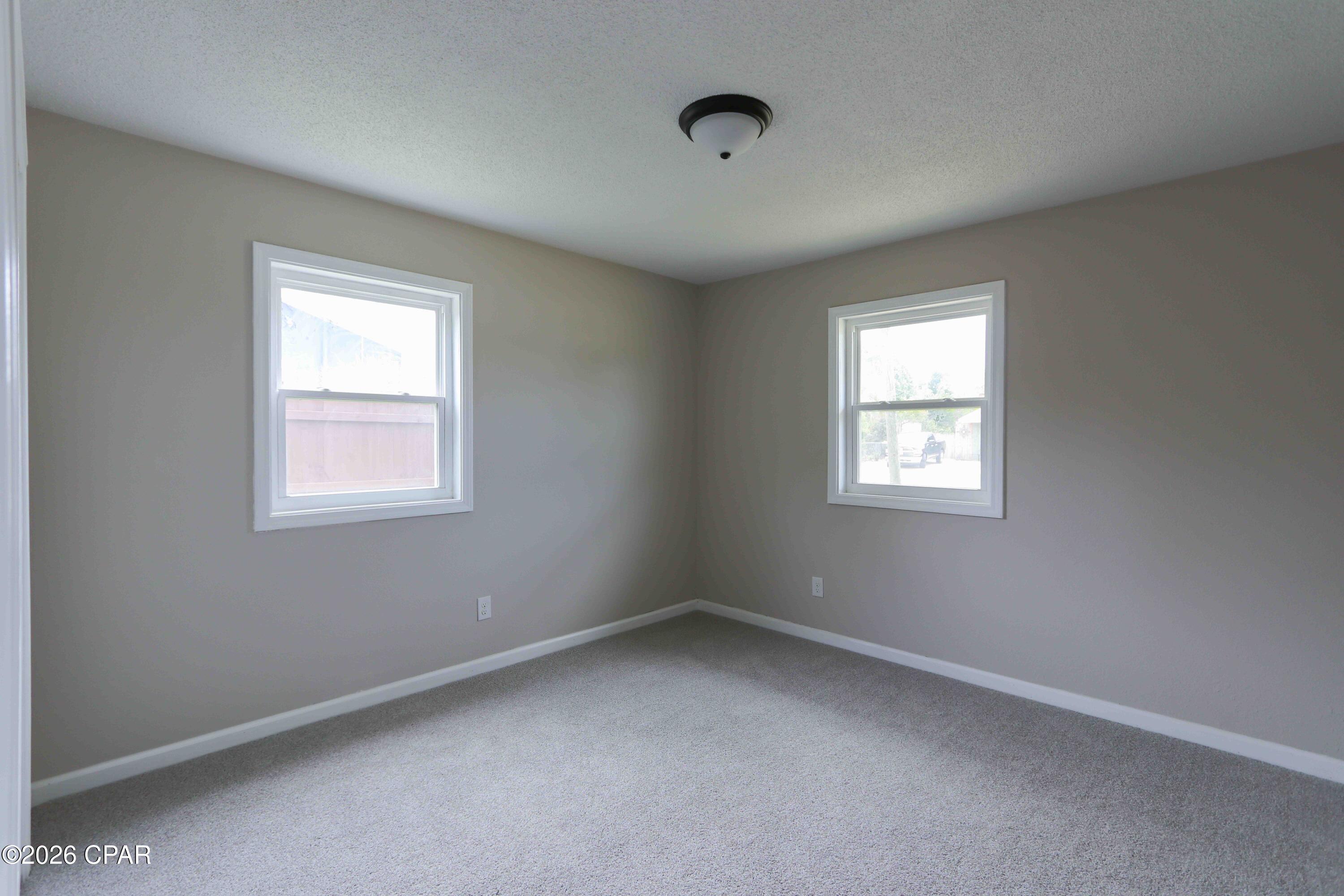 Hentz 1st Add Unit B - Residential