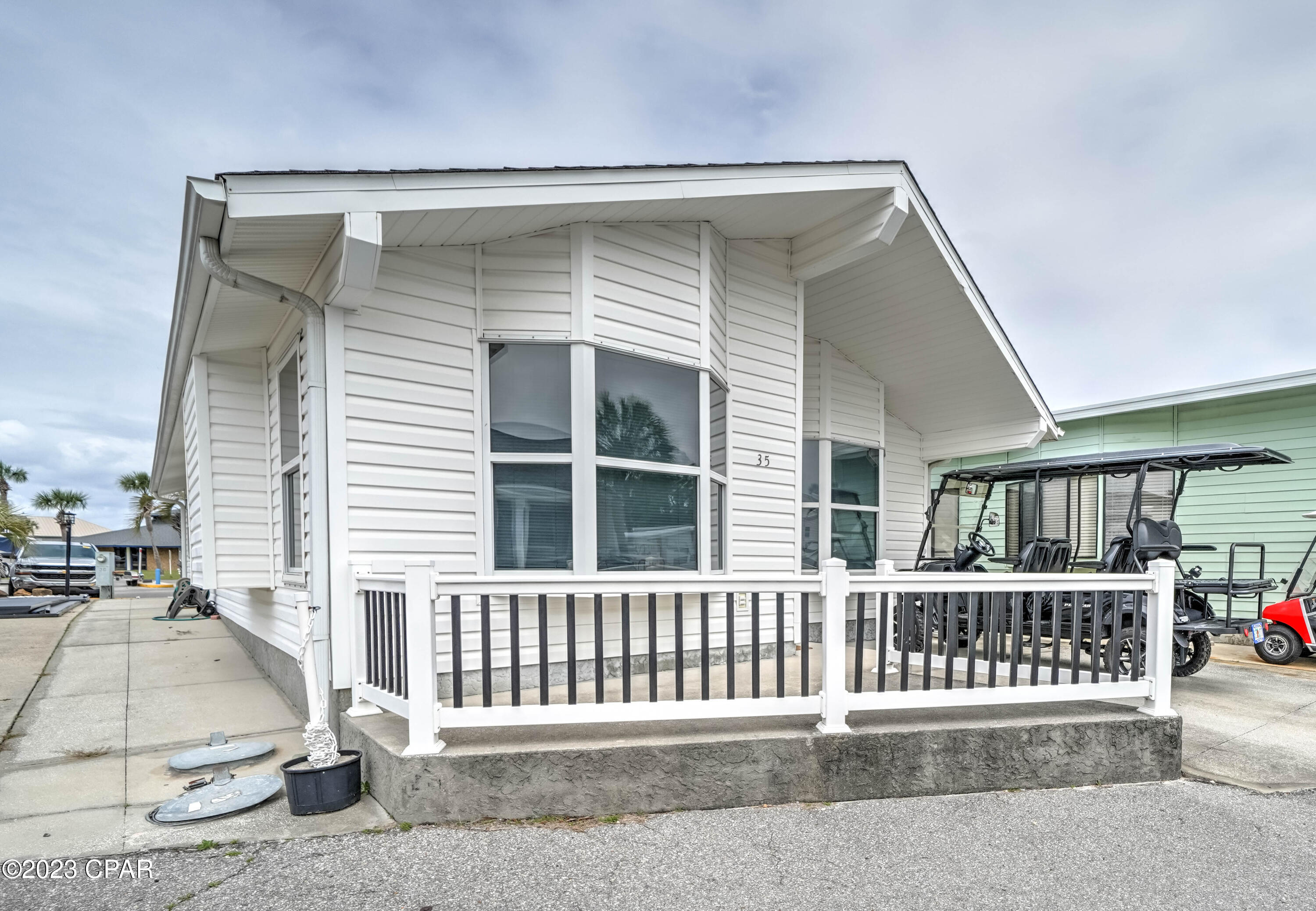 Venture Out Travel Trail - Residential