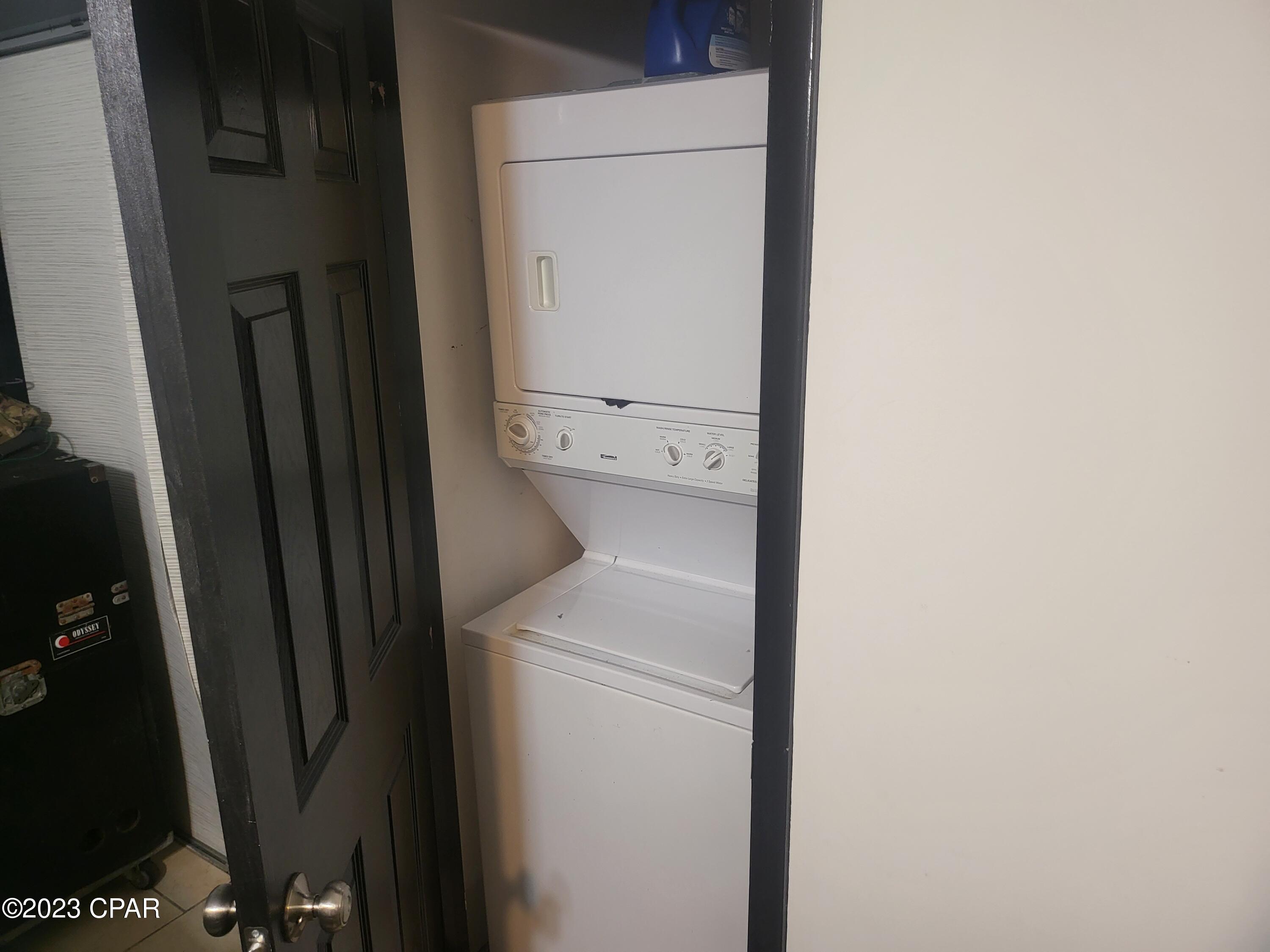 Bay Club Condo Ph 1 - Residential