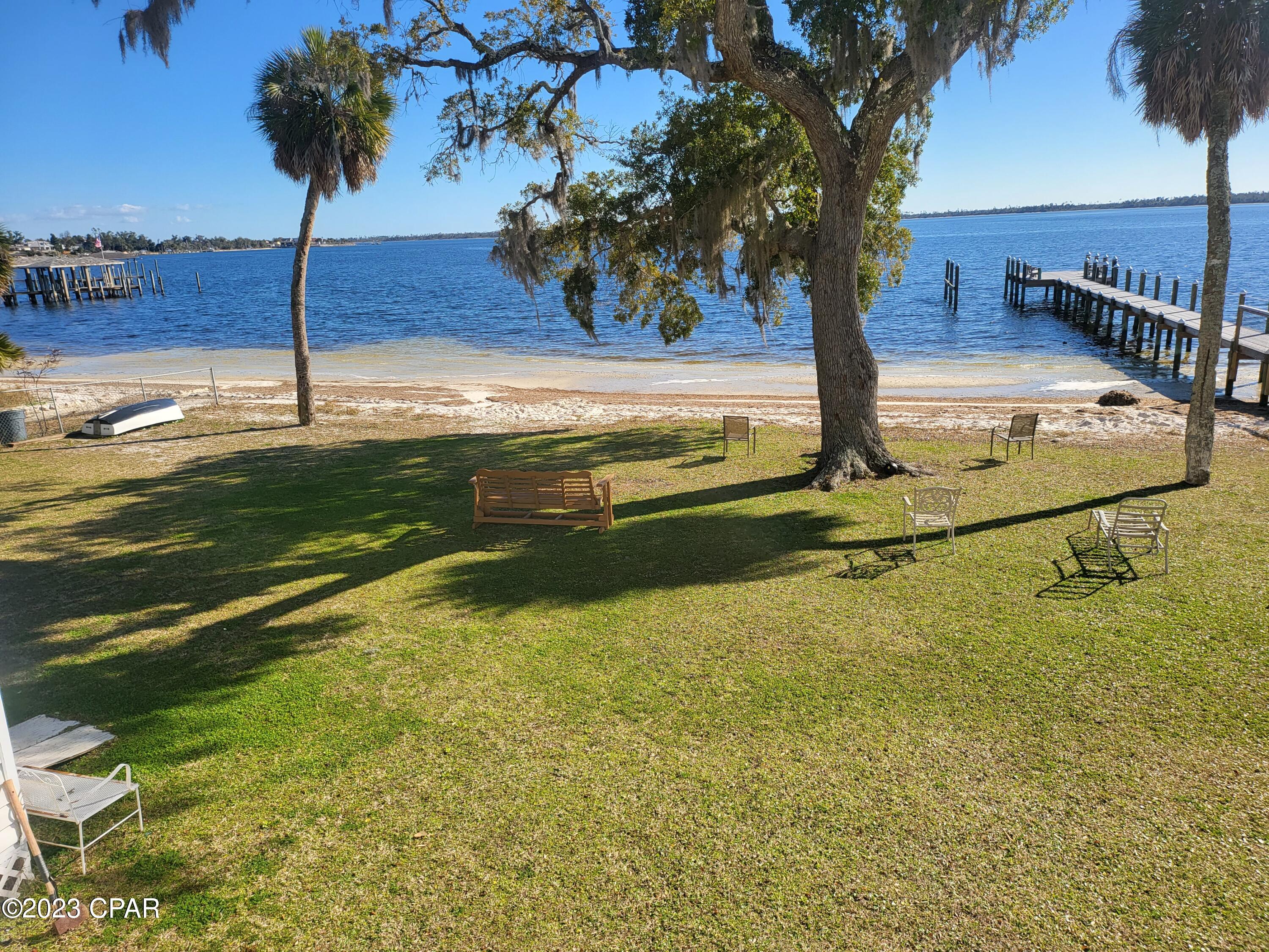 Bay Club Condo Ph 1 - Residential