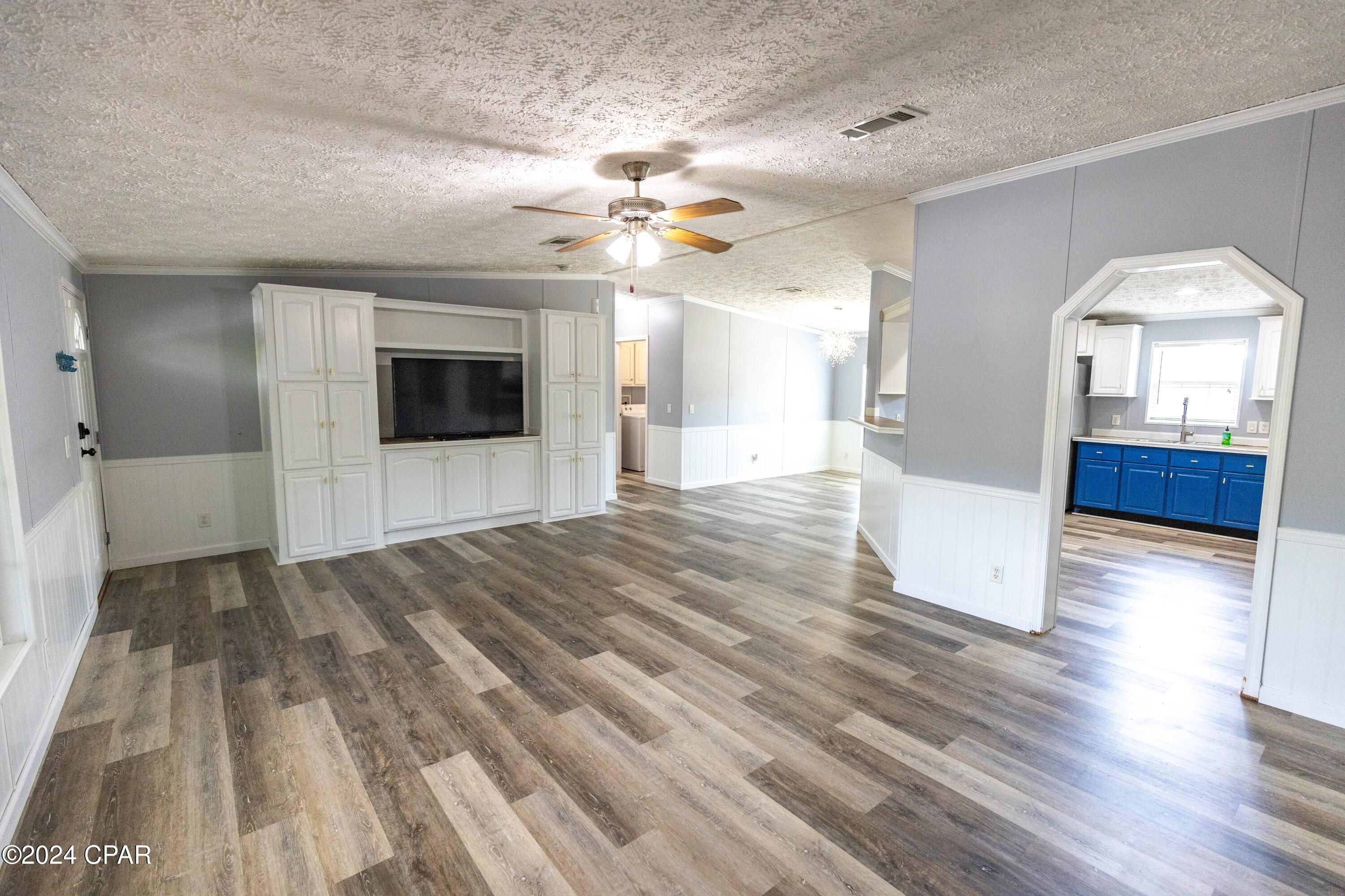 Crestview Heights - Residential Lease