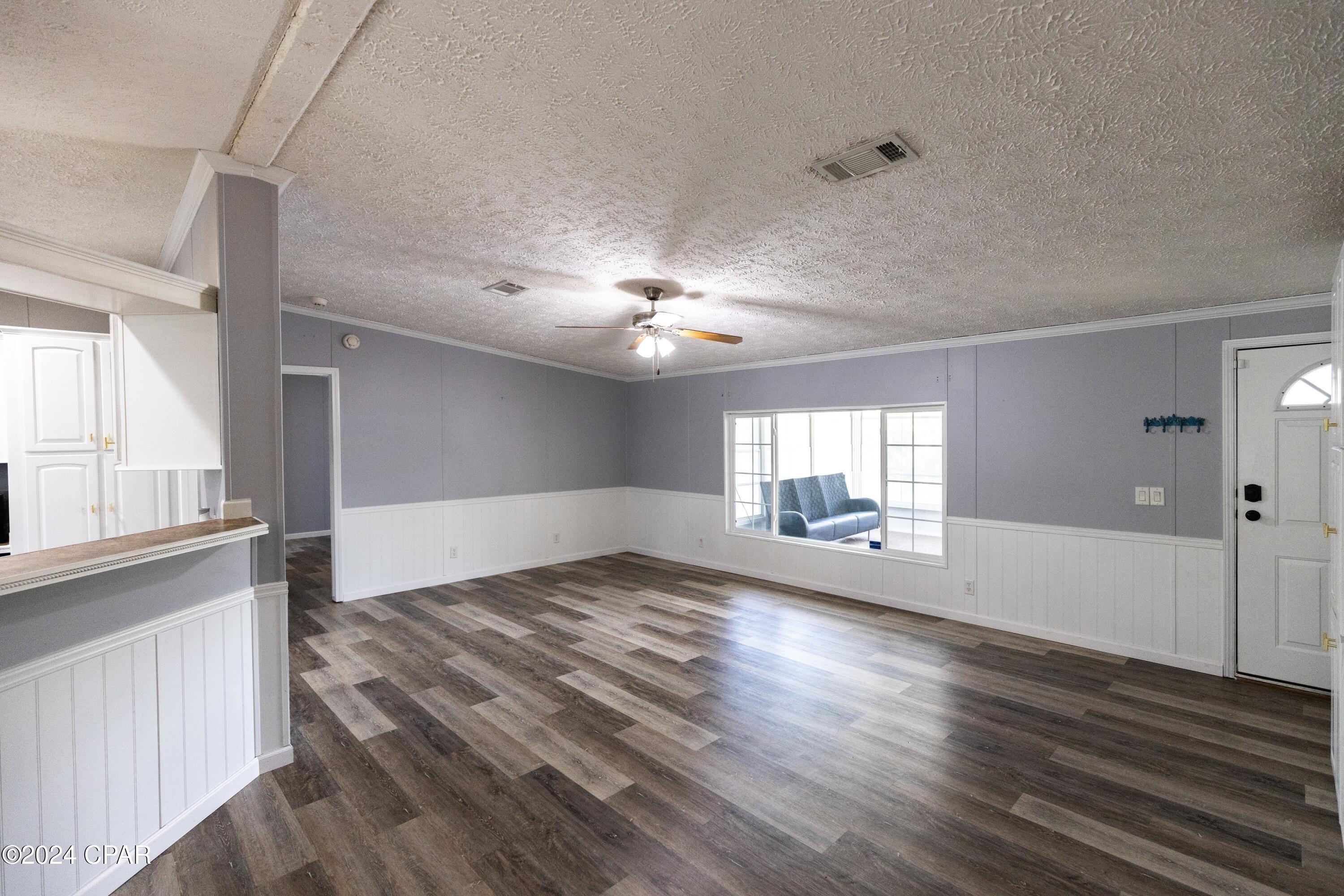 Crestview Heights - Residential Lease