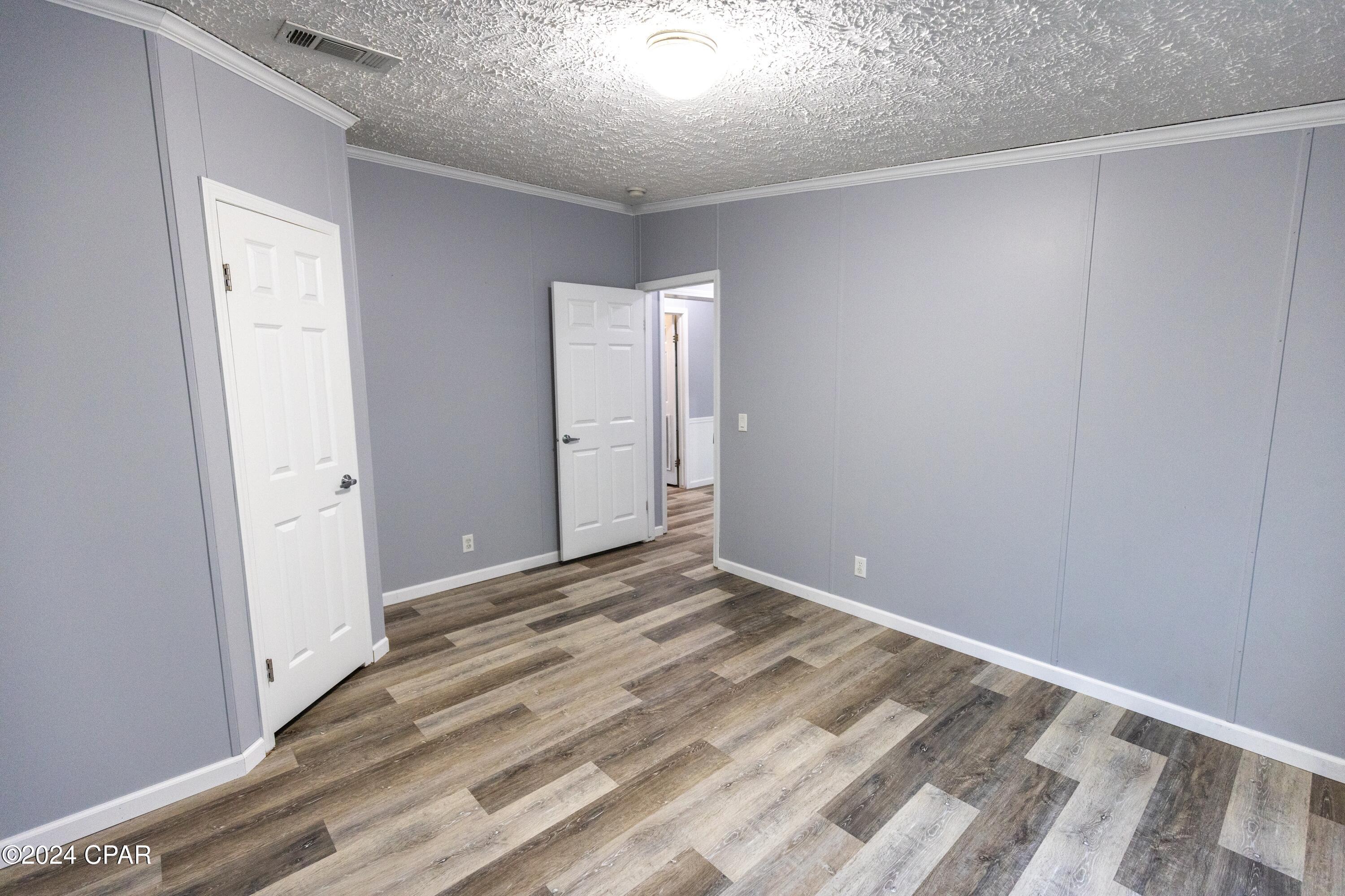 Crestview Heights - Residential Lease