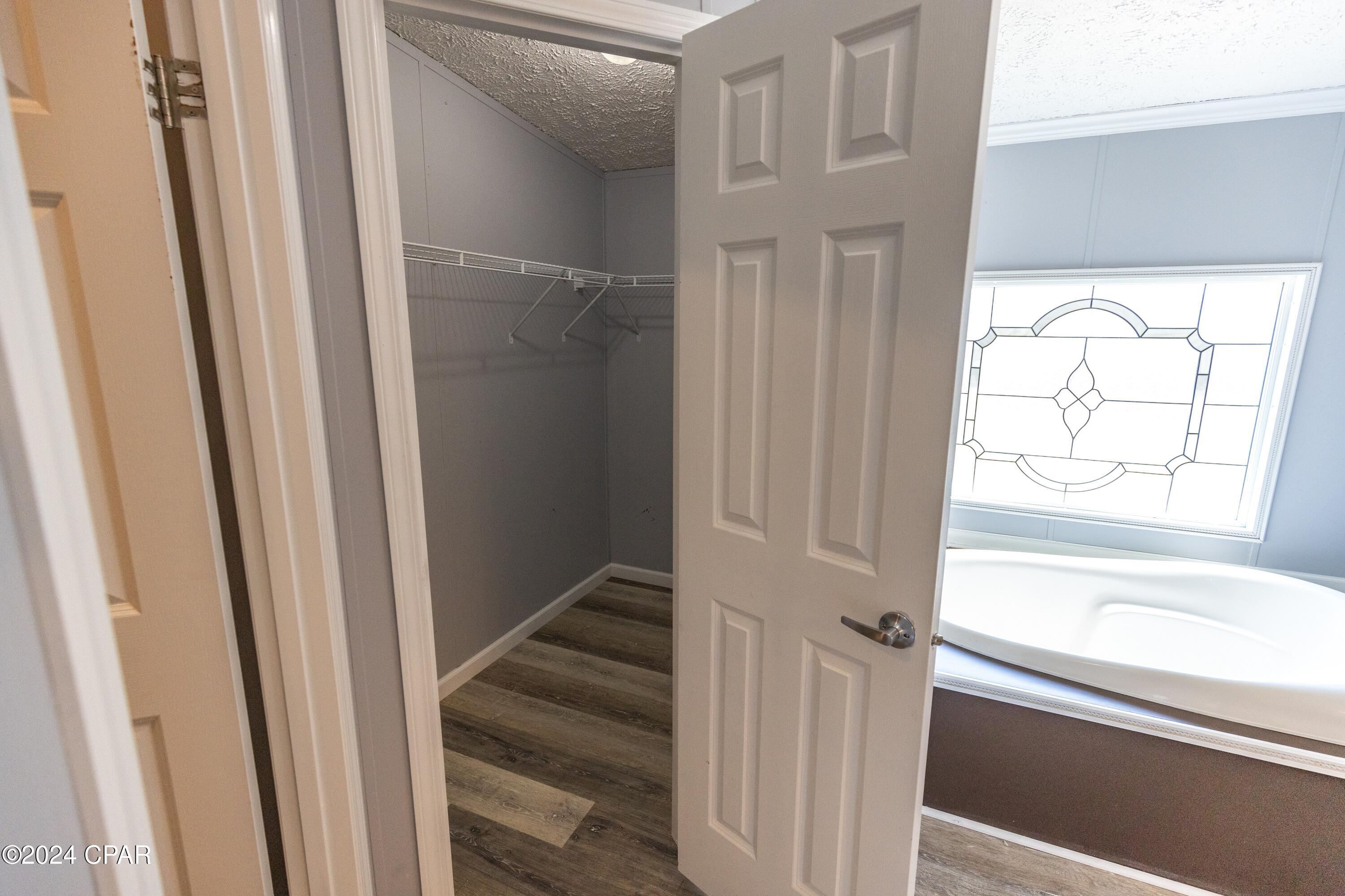 Crestview Heights - Residential Lease