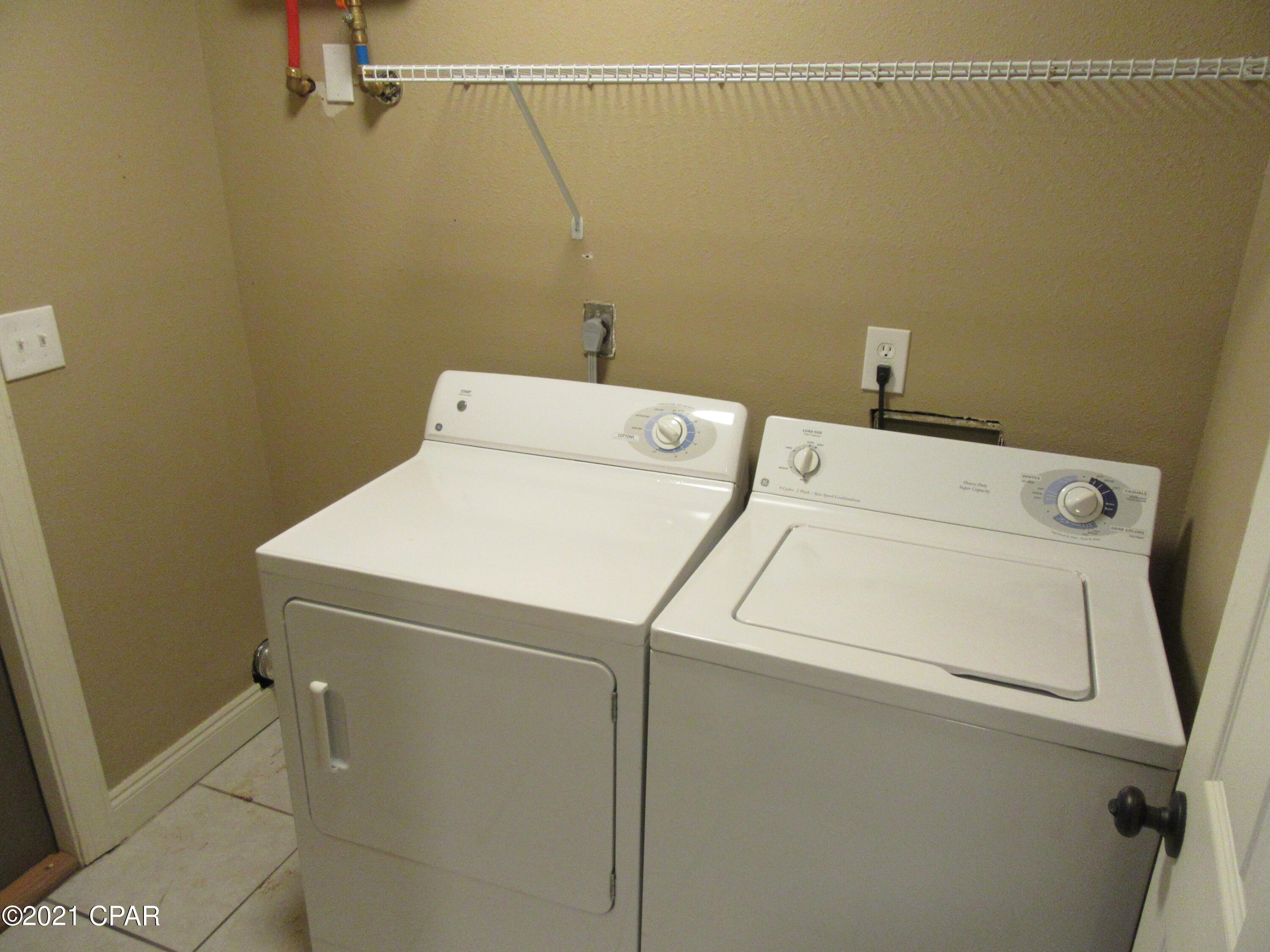 [No Recorded Subdiv] - Residential Lease