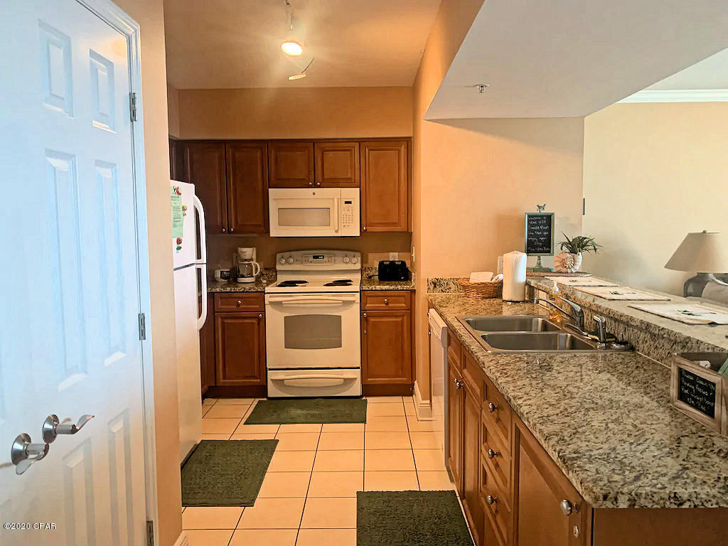 Emerald Beach Resort - Residential