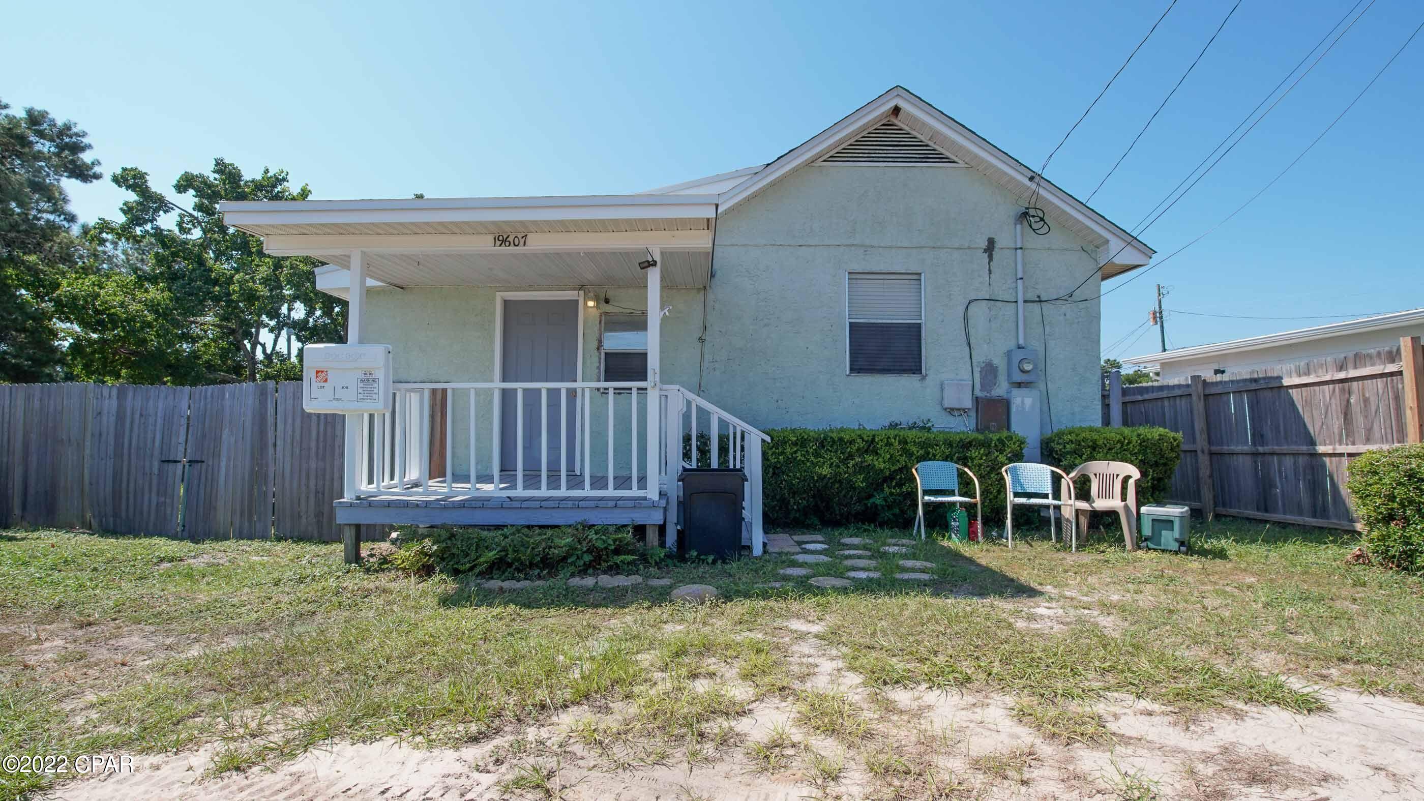 Laguna Beach Estates 6th Add - Residential