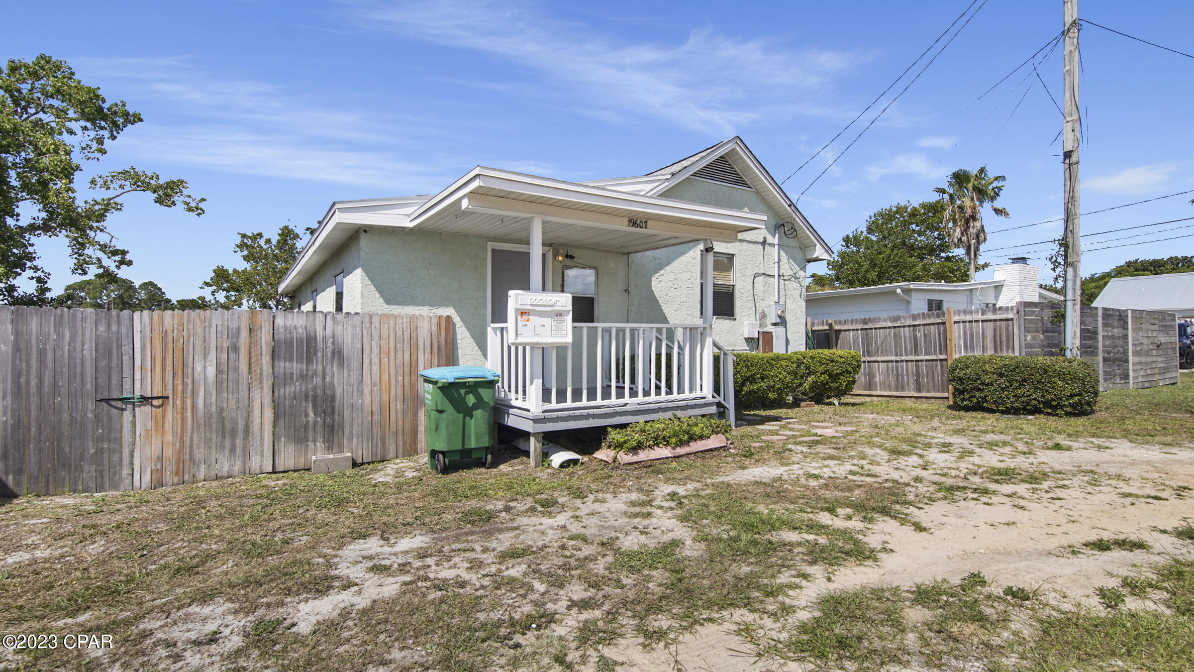 Laguna Beach Estates 6th Add - Residential