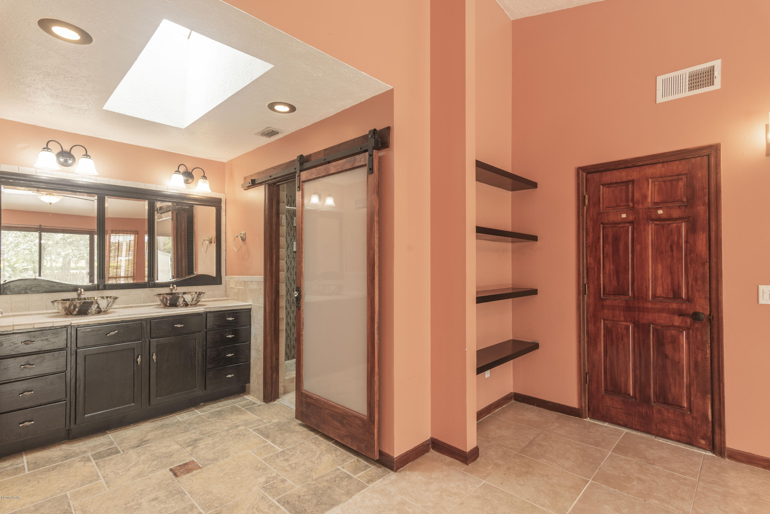 Colony Club - Residential