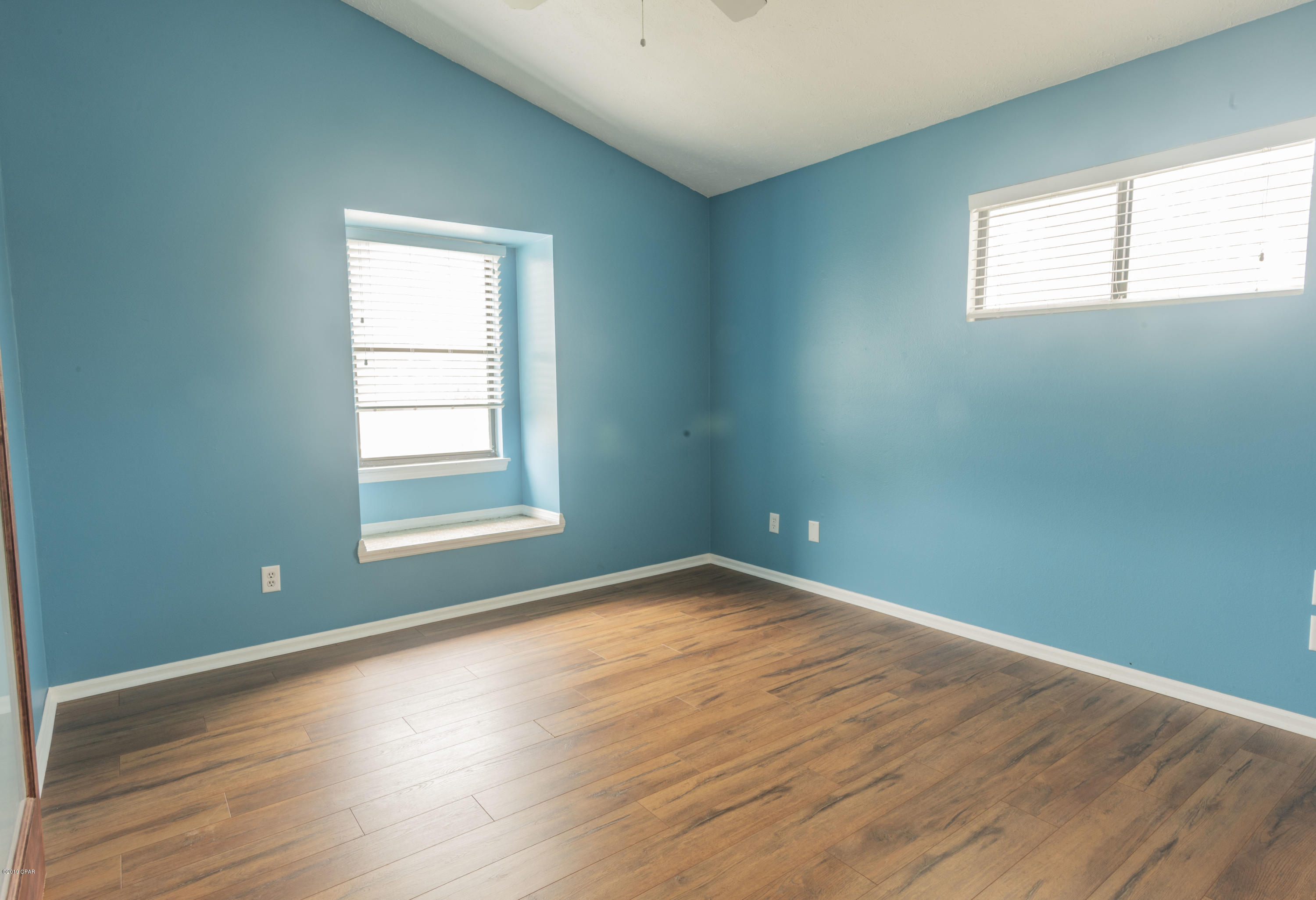 Colony Club - Residential