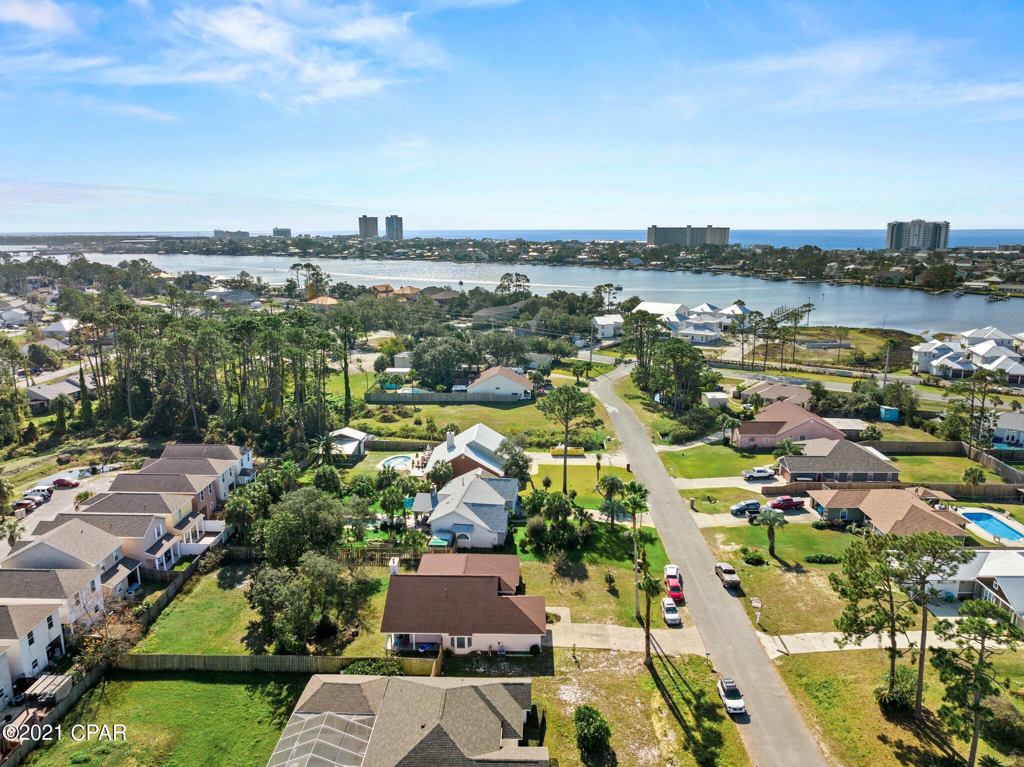 North Lagoon Oaks 8th - Residential