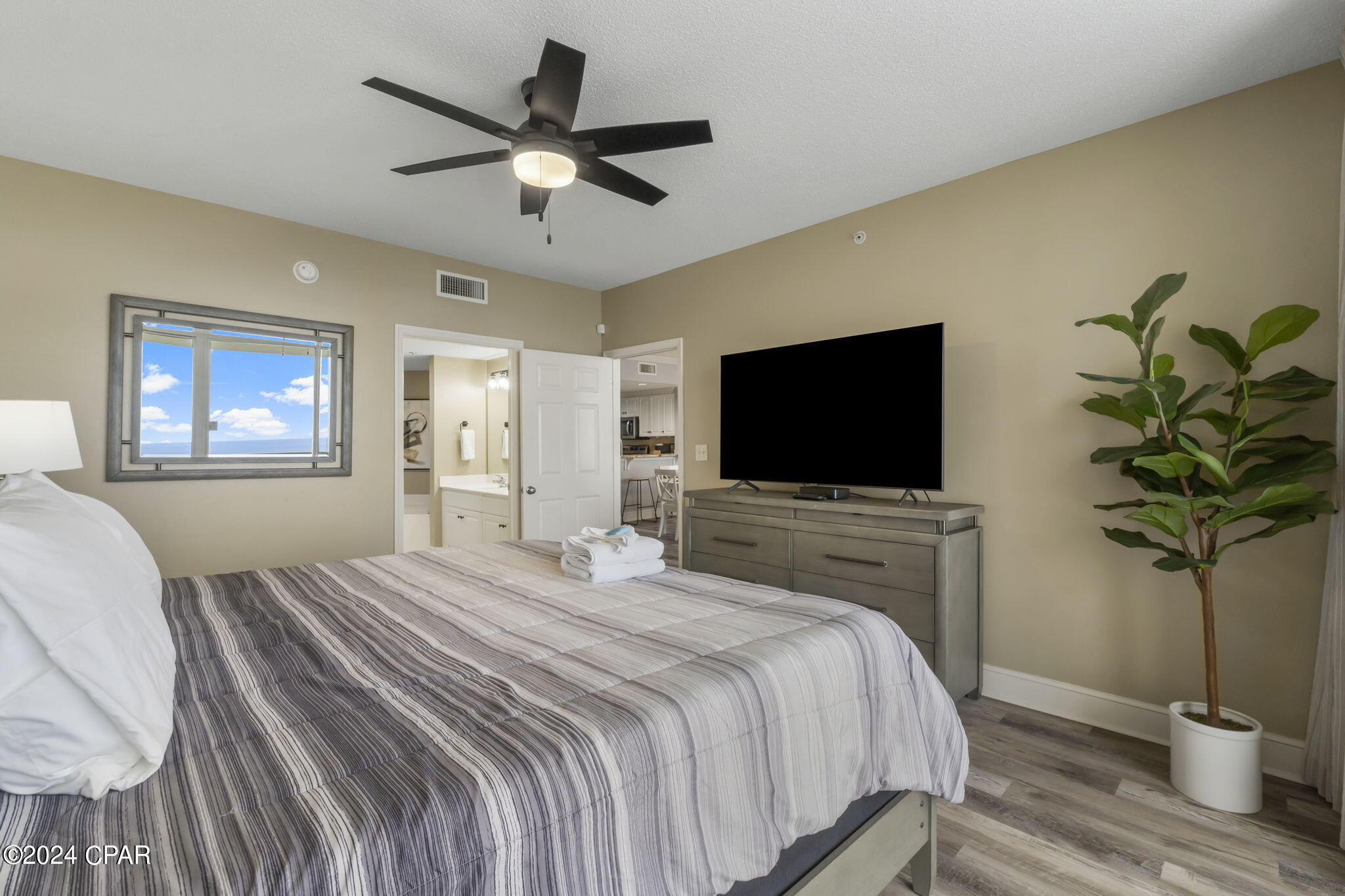 Majestic Beach Tower I - Residential