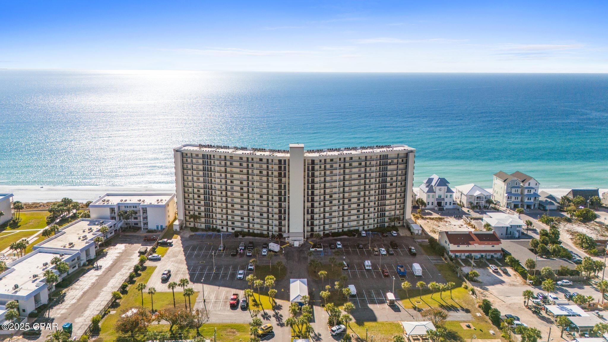 The Commodore - Residential